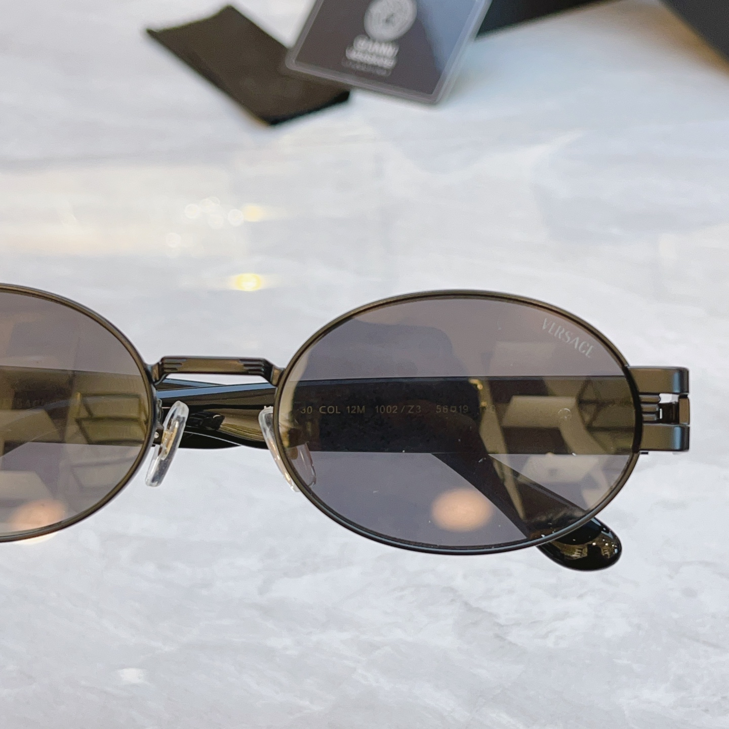 ，【VERSAC*】范思*哲新款太阳镜，
MODEL：MOD.F30，SIZE：56口19-140