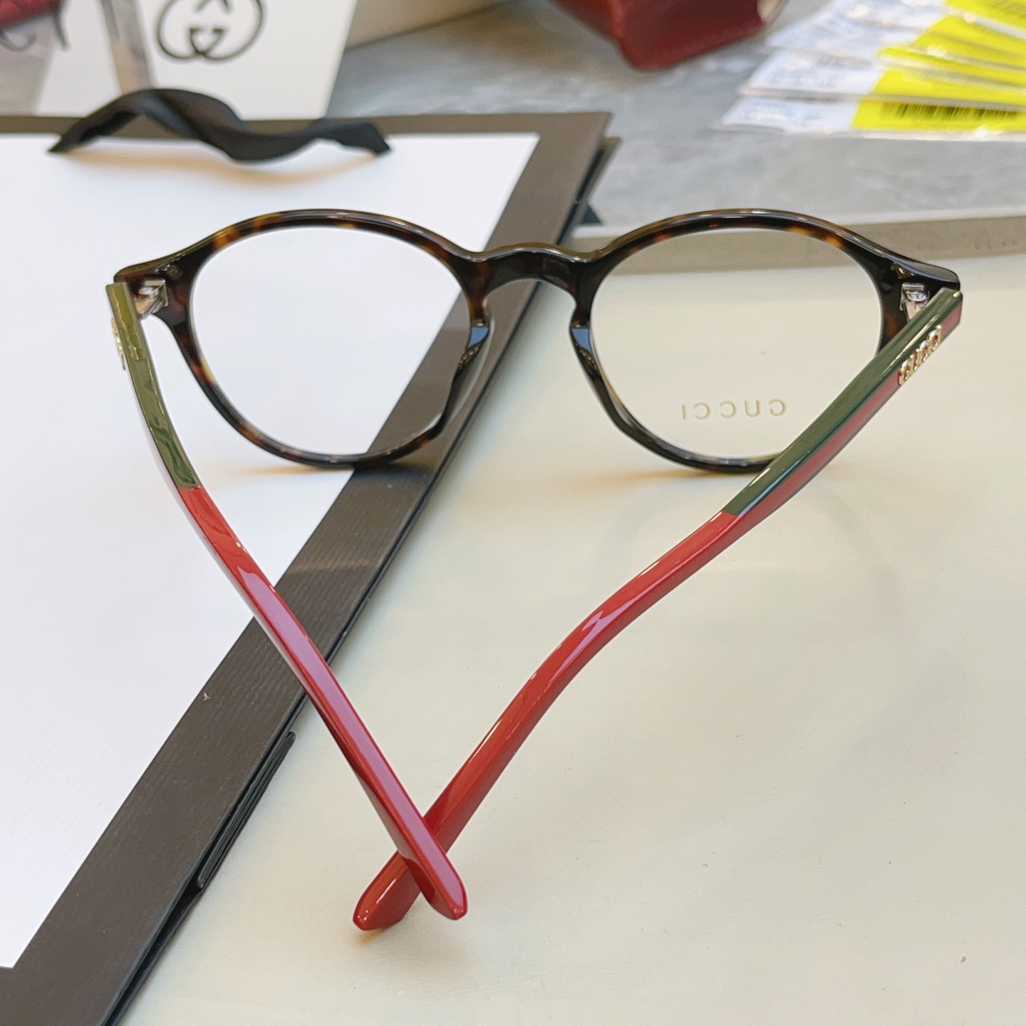 ，【GUCC*】古*驰新款太阳镜，MODEL：GG1871O ，SIZE：49口20-145