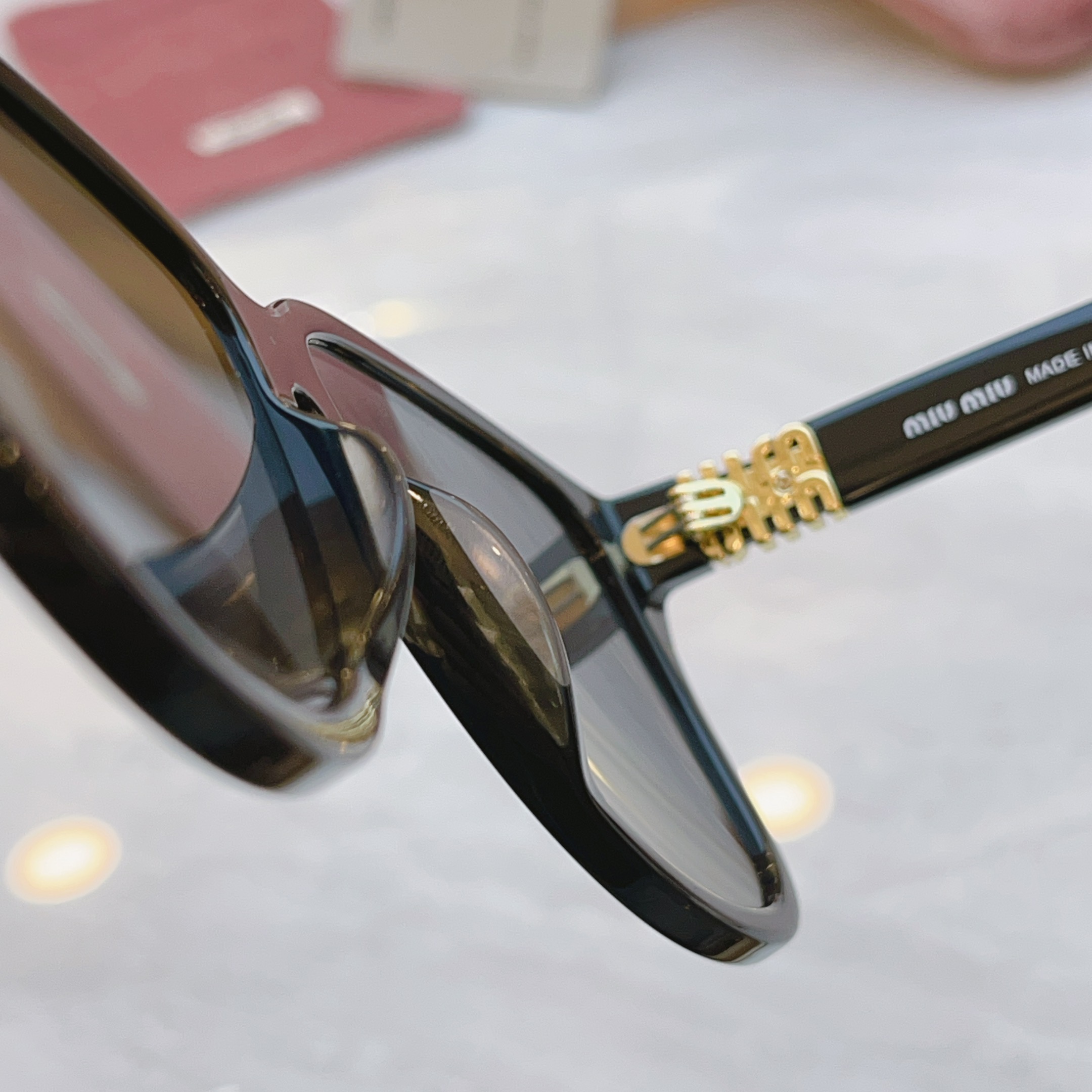 ，【MIUMI*】缪*缪新款太阳镜🕶️，ModSMU A08，SIZE60-14-145