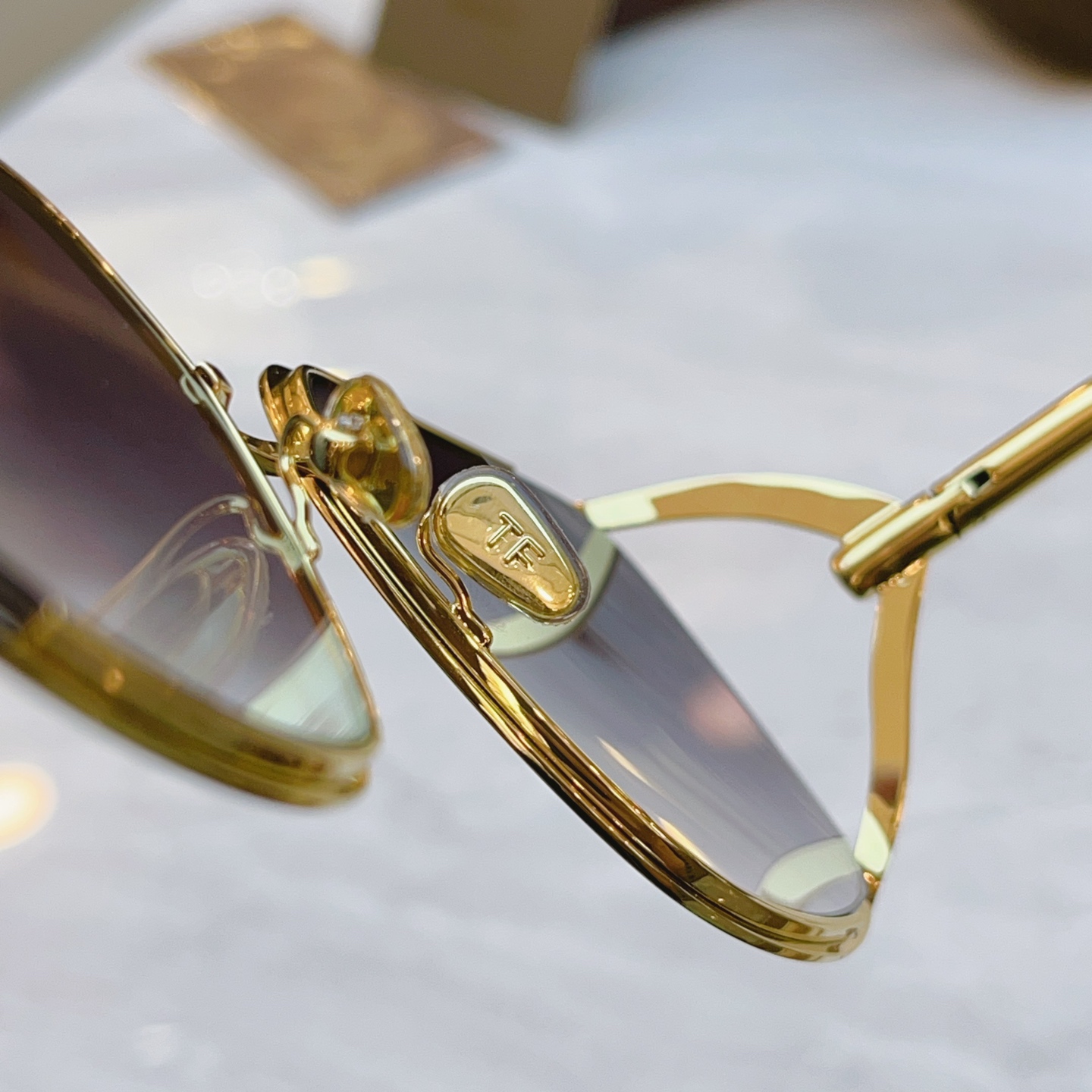 ，【TOM FOR*】汤姆*福特新款太阳镜🕶️，MODEL：TF 1092，SIZE：60口19-130