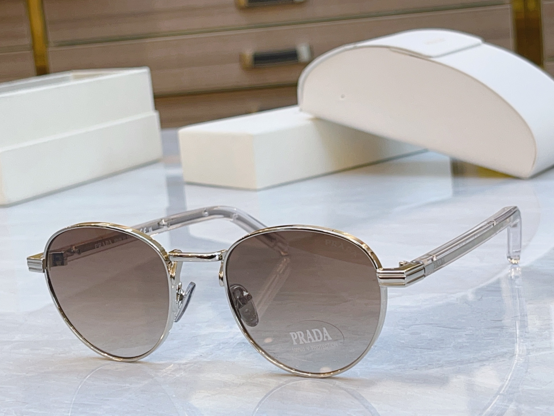 ，【PRAD*】普拉*达新款太阳镜，MODEL：PR B52S，SIZE：50口21-140