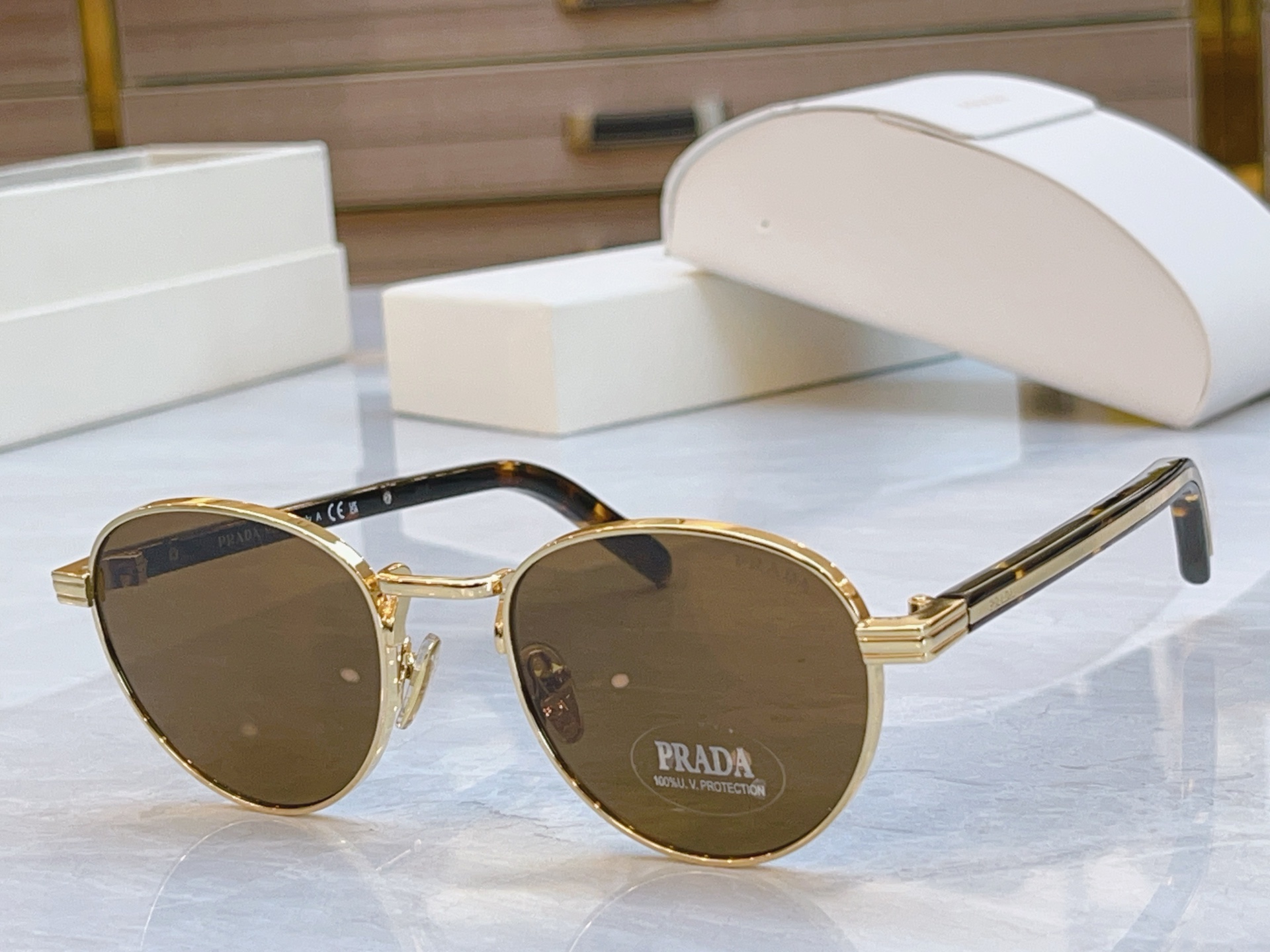 ，【PRAD*】普拉*达新款太阳镜，MODEL：PR B52S，SIZE：50口21-140