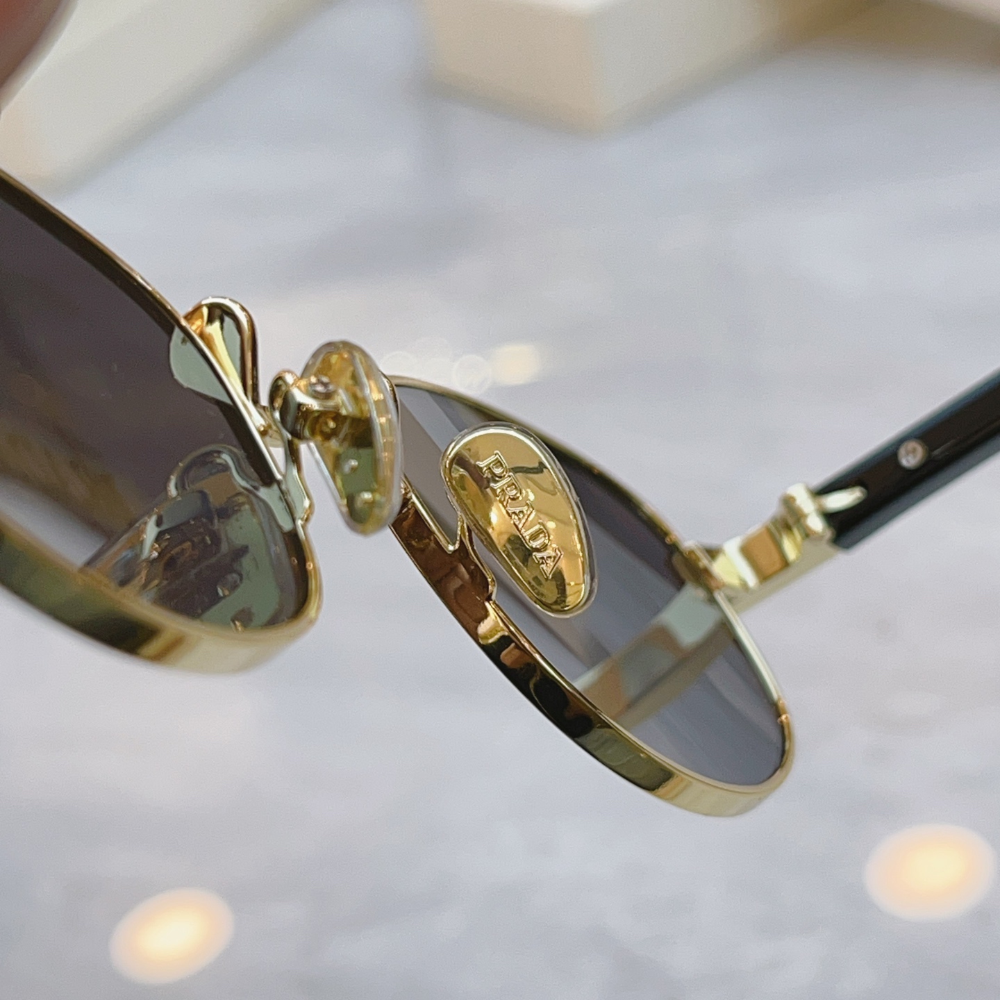 ，【PRAD*】普拉*达新款太阳镜，MODEL：PR B53S，SIZE：52口21-140