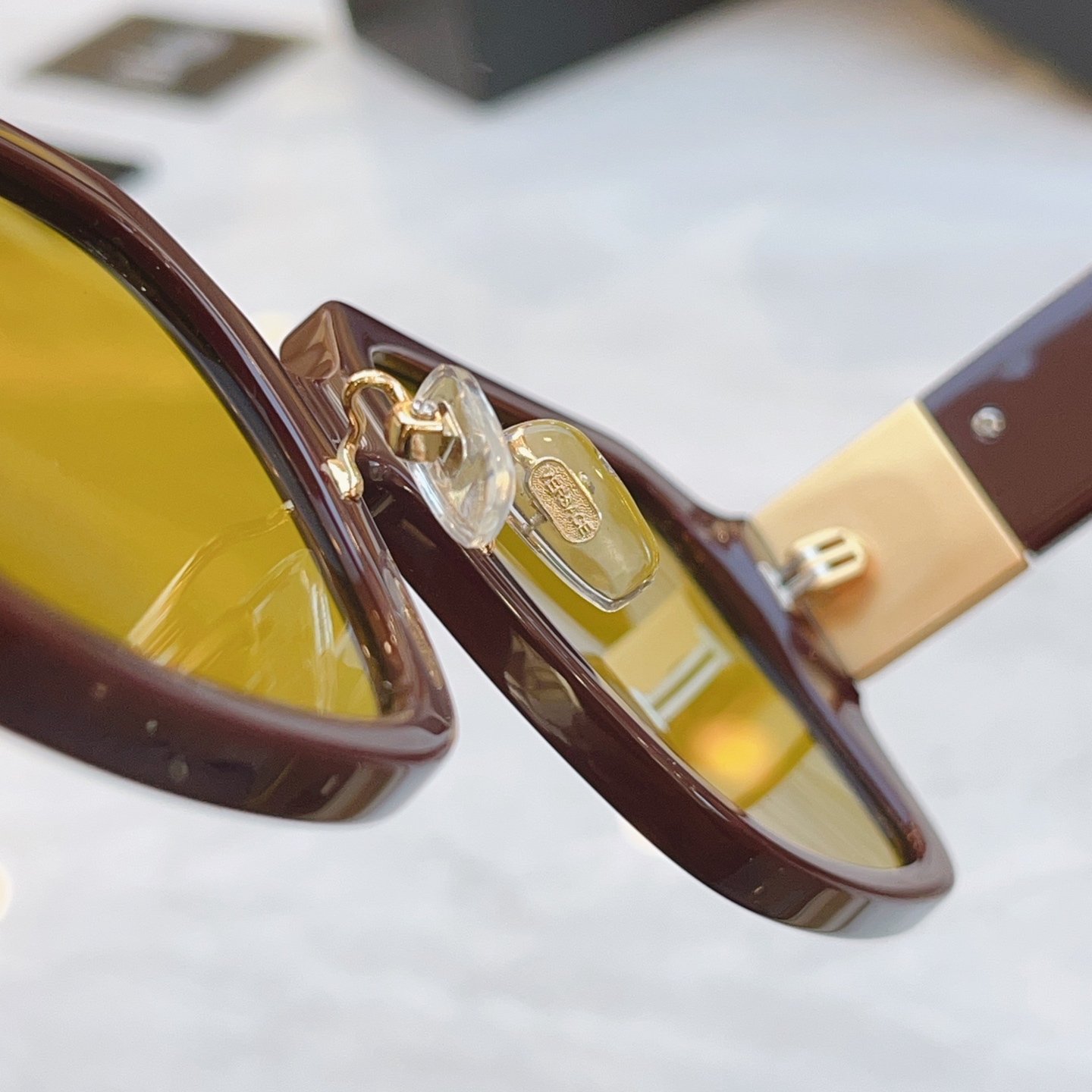 ，【VERSAC*】范思*哲新款太阳镜，
MODEL：VE4466，SIZE：53口21-145