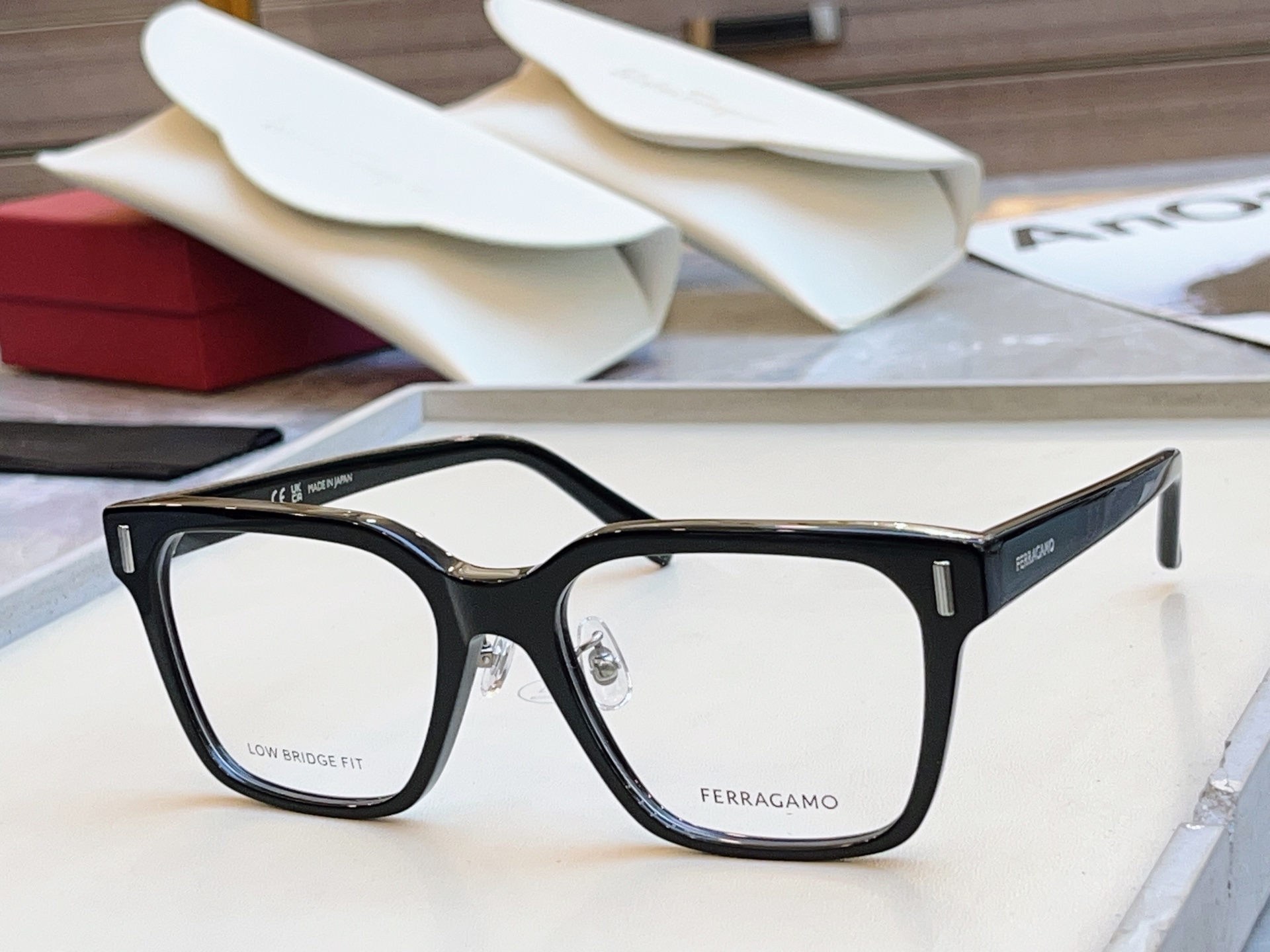 ，【Salvatore ferragam*】 菲拉*格慕 新款眼镜架，MODEL：SF3019LB，SI