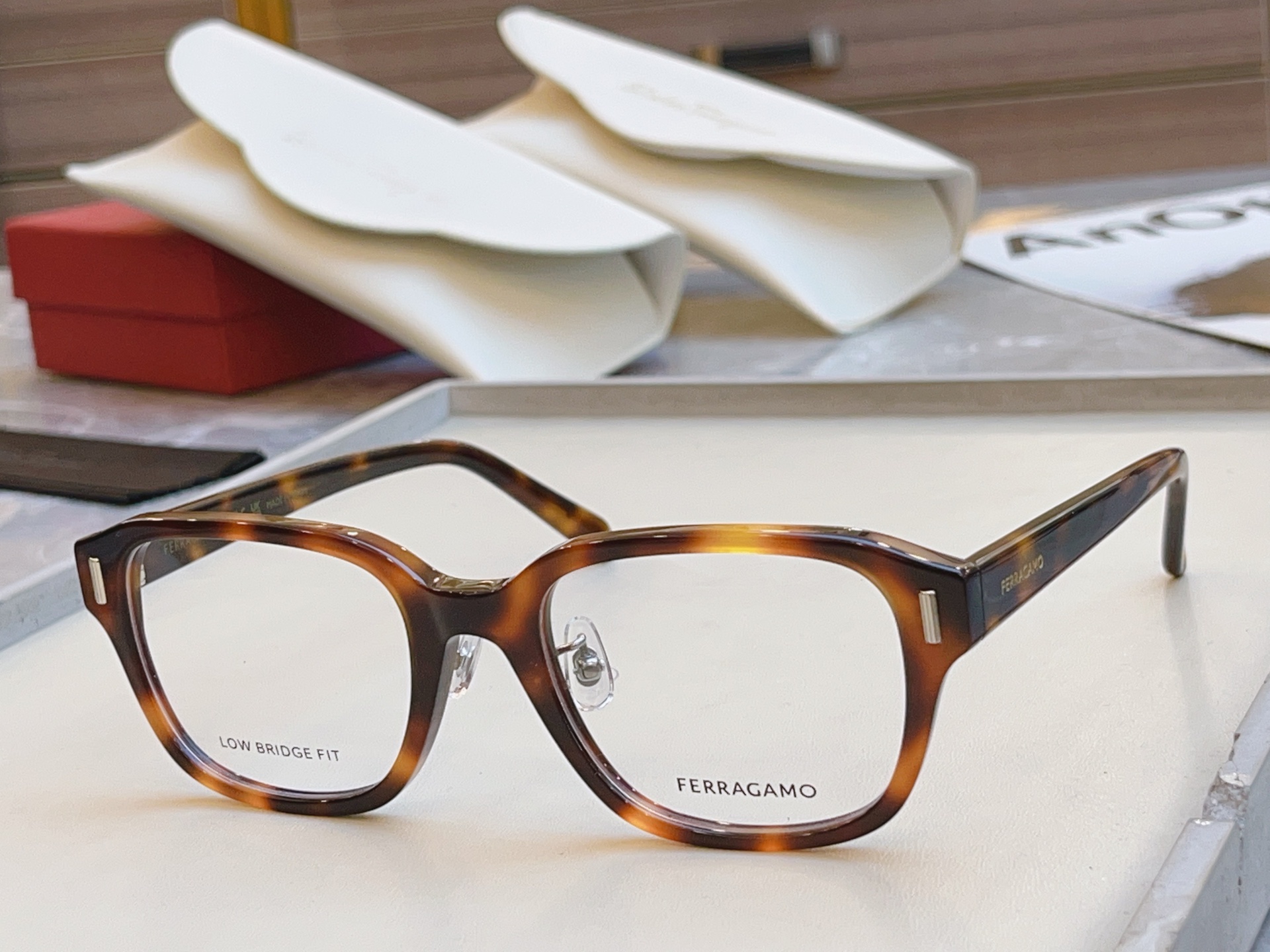 NO:369027,,【Salvatore ferragam*】 Fira*Gammo New glasses frame, MODELSF3020LB, SIZE53-port 20-145 glasses sunglasses, glasses, louis vuitton, ferragamo19860909,【Salvatore ferragam*】 菲拉*格慕 新款眼镜架,MODELSF3020LB,SIZE53口20-145眼镜墨镜太阳镜,眼镜,louis vuitton,ferragamo,glasses
