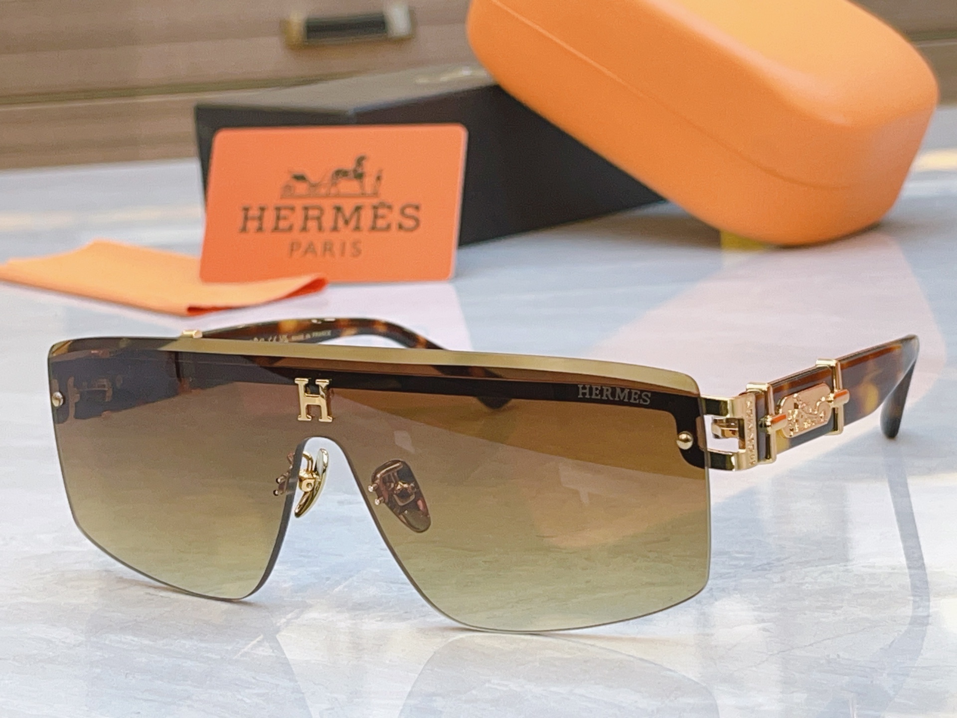 ，【HERME*】爱马*仕新款太阳镜🕶️，MODEL：9704，SIZE：135口0-140