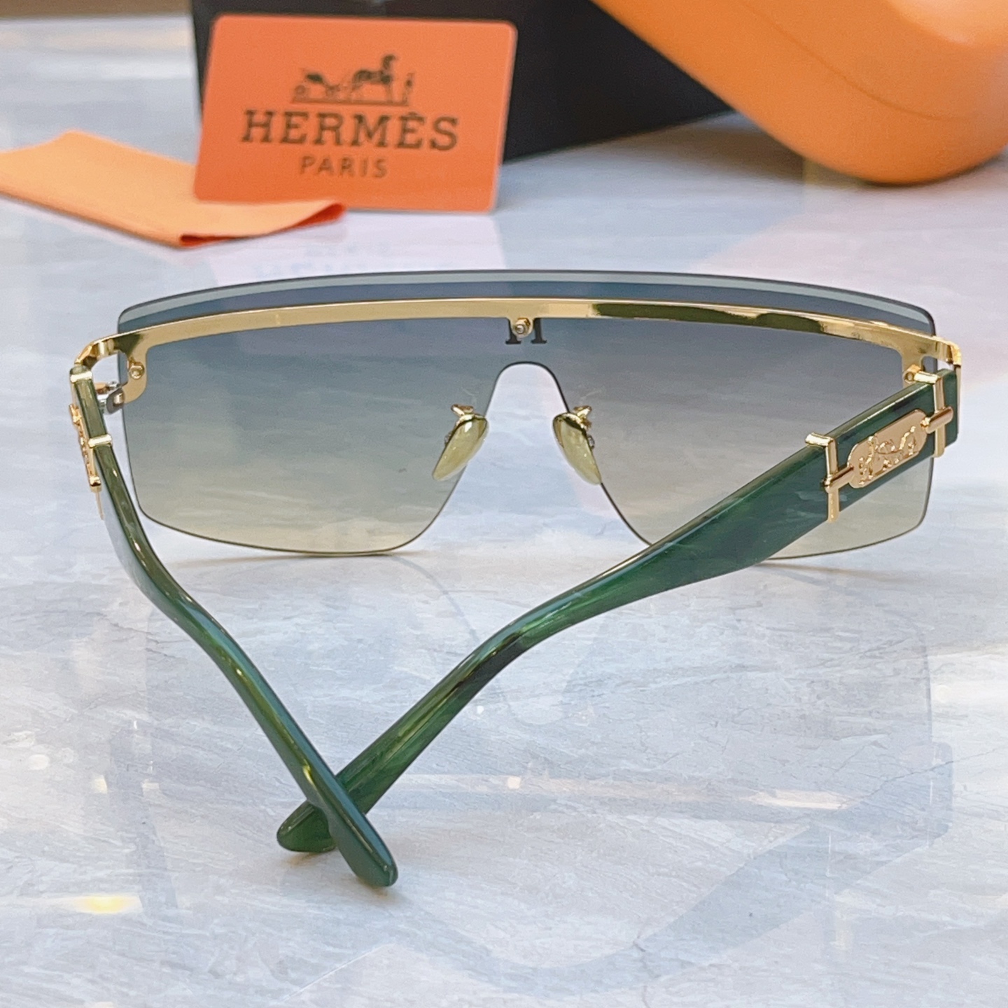 ，【HERME*】爱马*仕新款太阳镜🕶️，MODEL：9704，SIZE：135口0-140