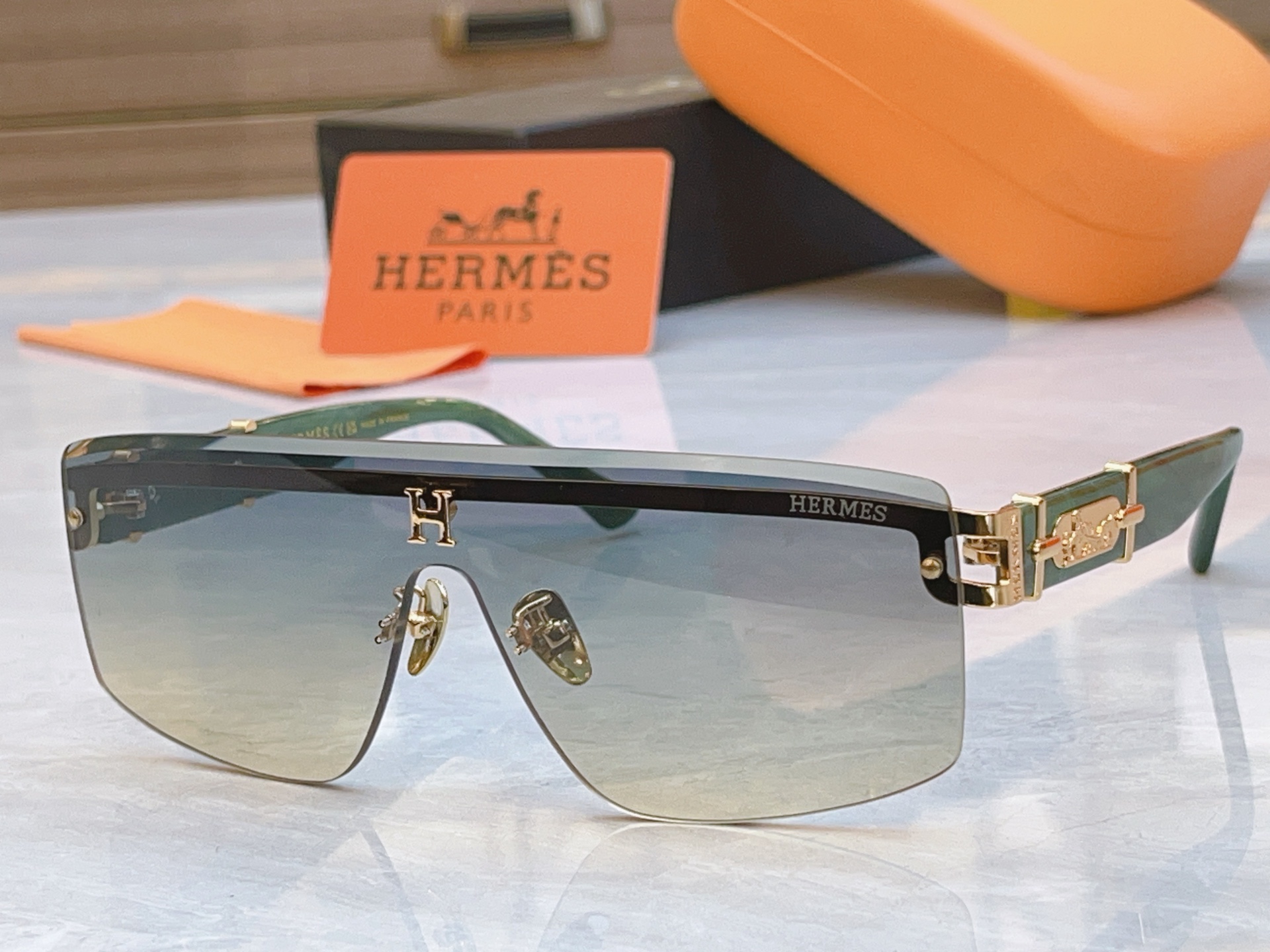 ，【HERME*】爱马*仕新款太阳镜🕶️，MODEL：9704，SIZE：135口0-140