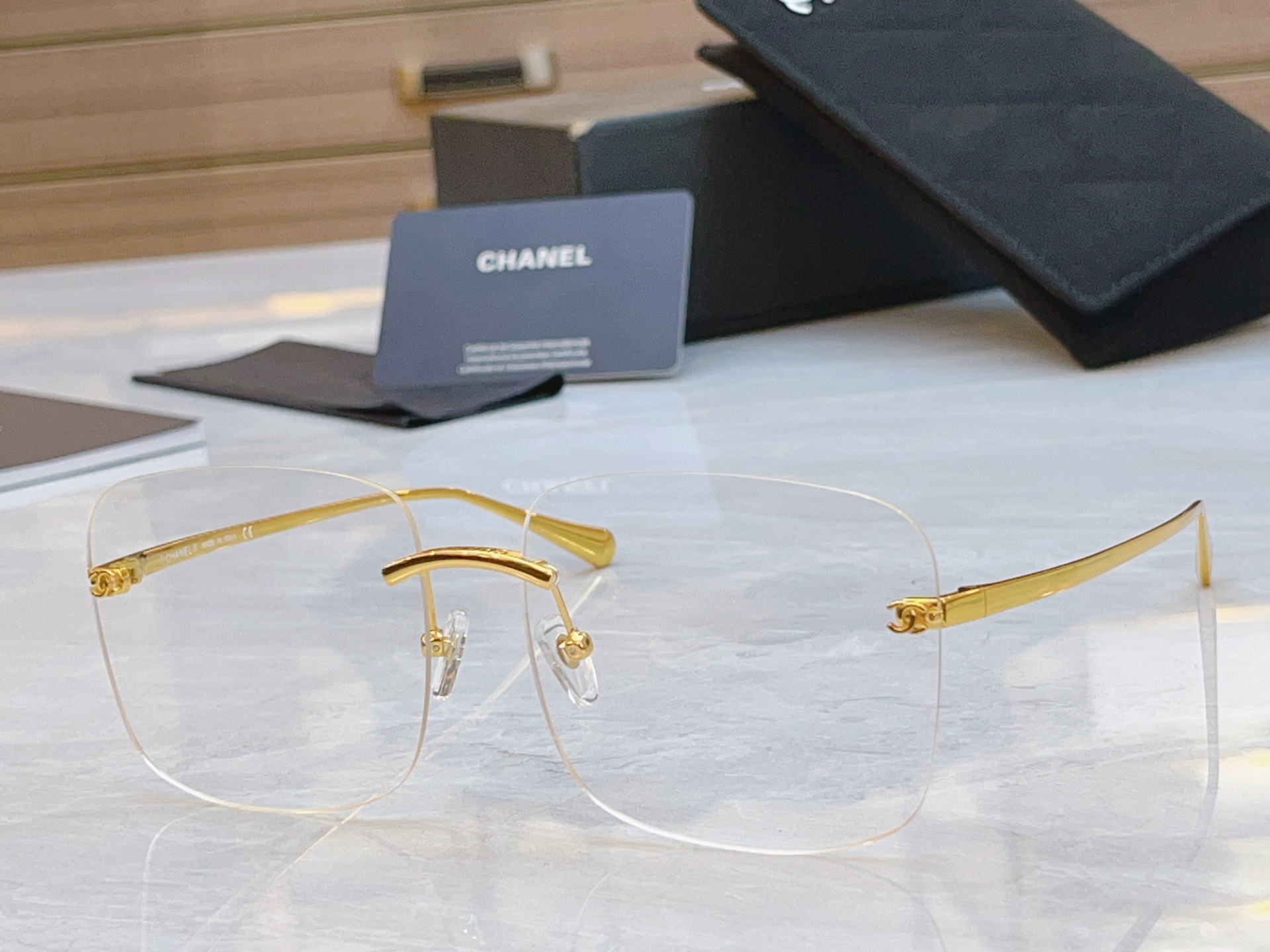 ，【CHANE*】香奈儿新款太阳镜，MODEL：CH4287T，SIZE：60口17-140