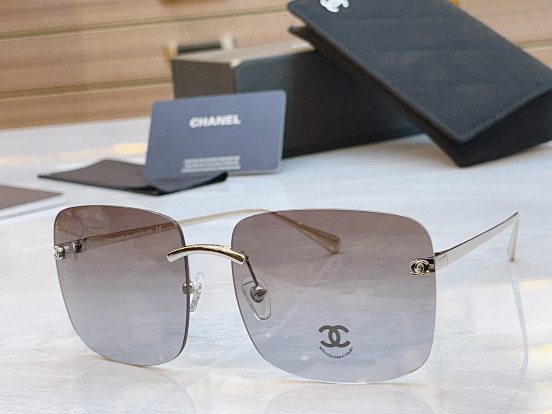 ，【CHANE*】香奈儿新款太阳镜，MODEL：CH4287T，SIZE：60口17-140