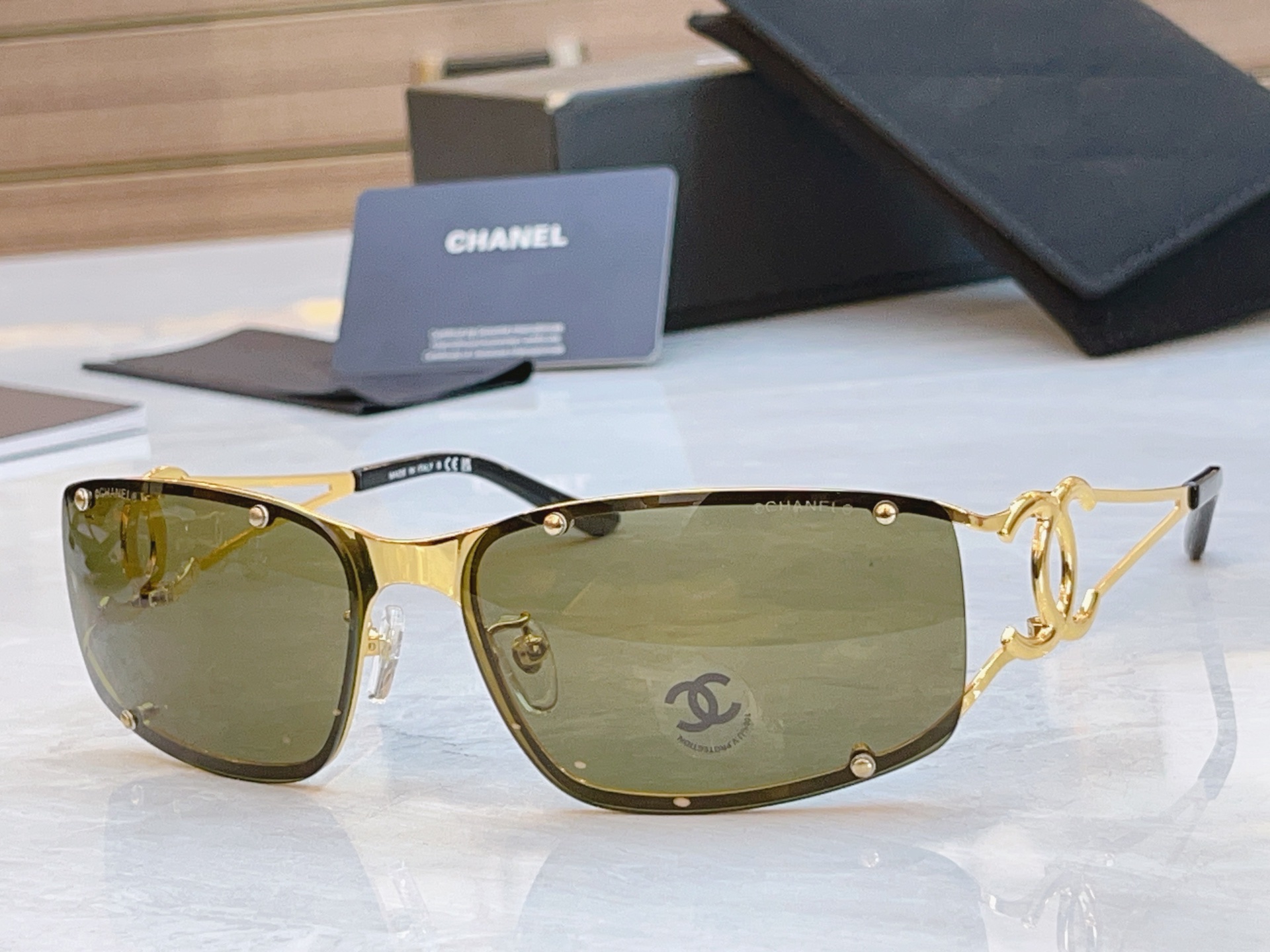 ，【CHANE*】香奈儿新款太阳镜，MODEL：CH9520，SIZE：64口11-120