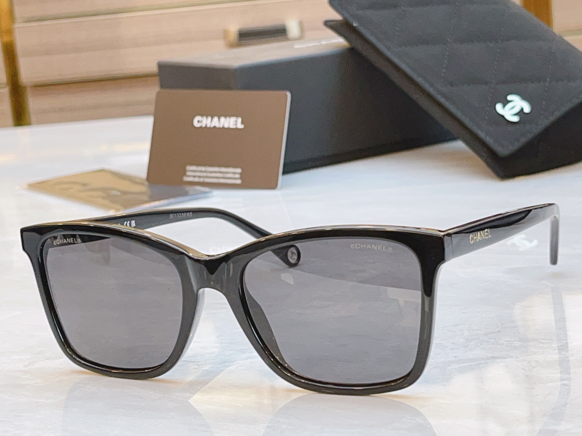 ，【CHANE*】香奈儿新款太阳镜，MODEL：CH5551U，SIZE：56口21-145