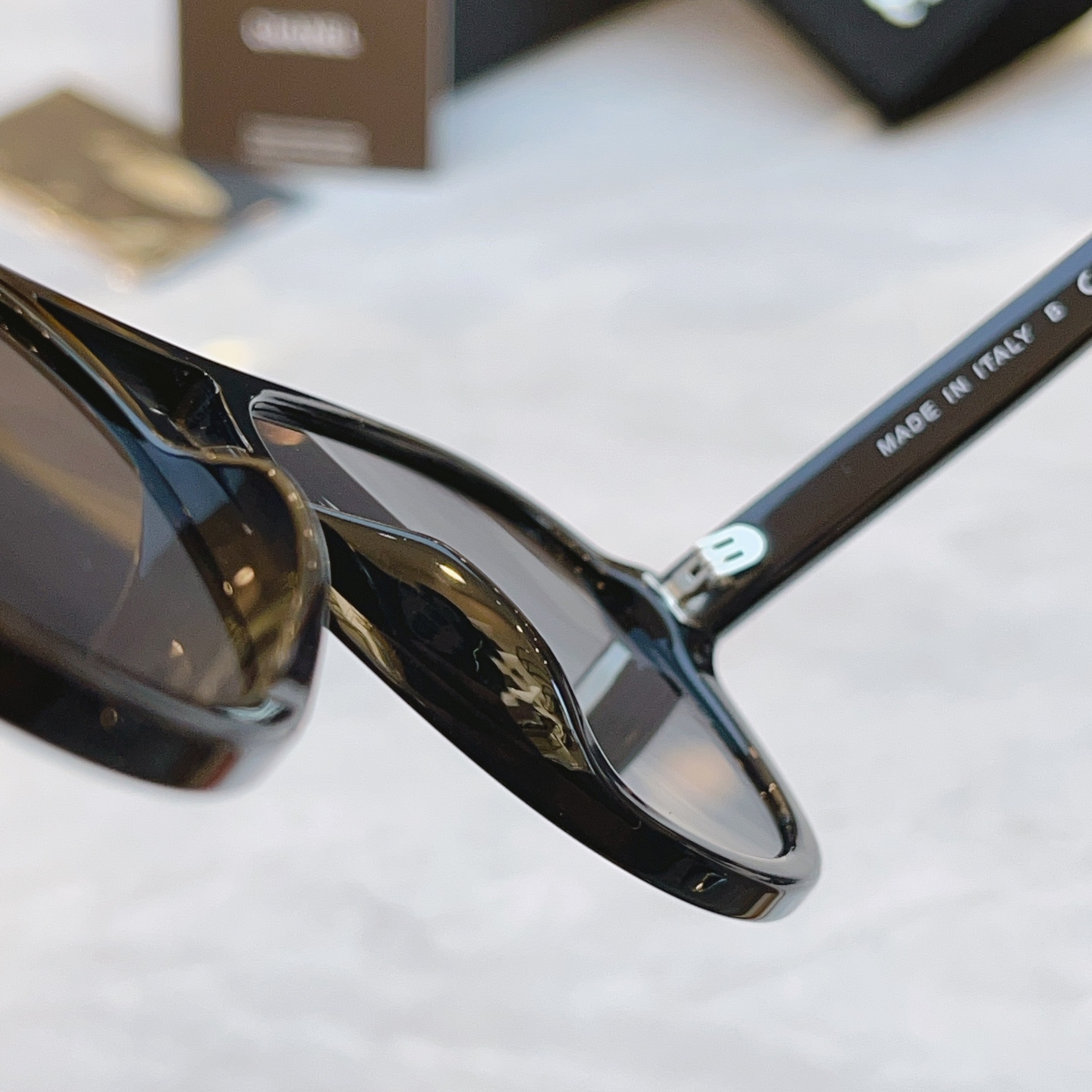 ，【CHANE*】香奈儿新款太阳镜，MODEL：CH5552U，SIZE：56口19-145