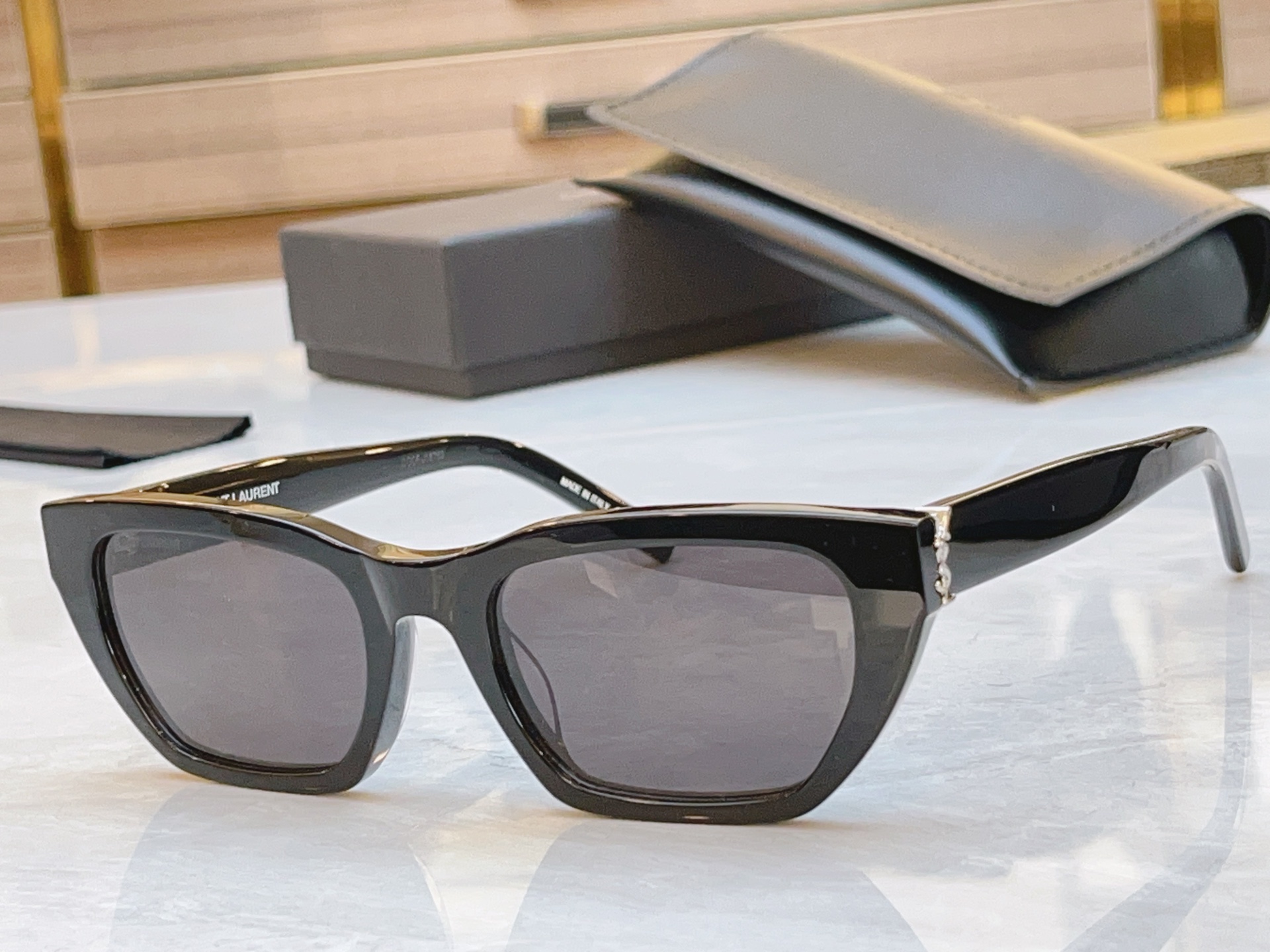 ，【SAINT LAUREN*】圣罗*兰新款太阳镜🕶️🕶️，MODEL：SL M127/F，SIZE：5