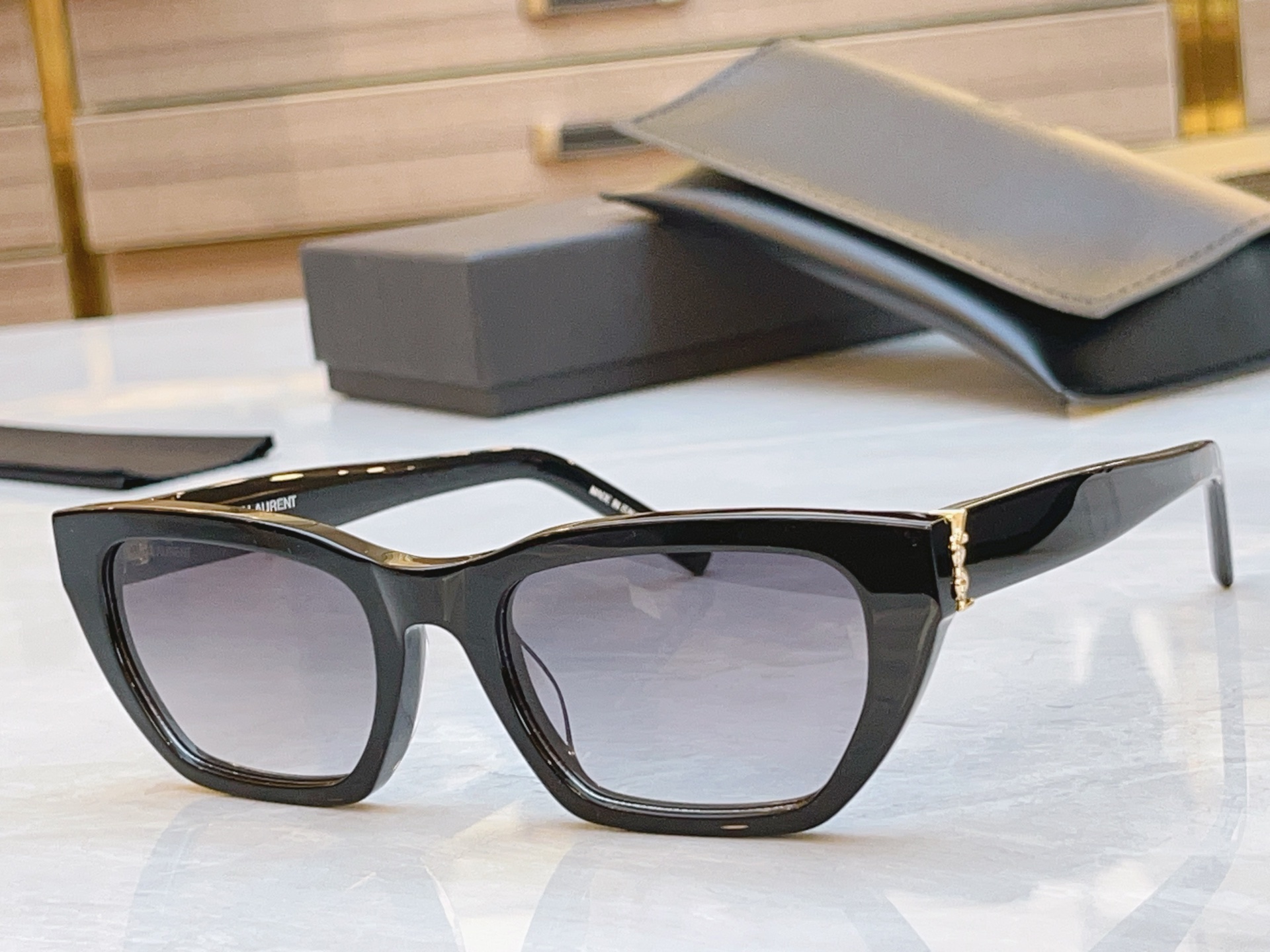 ，【SAINT LAUREN*】圣罗*兰新款太阳镜🕶️🕶️，MODEL：SL M127/F，SIZE：5