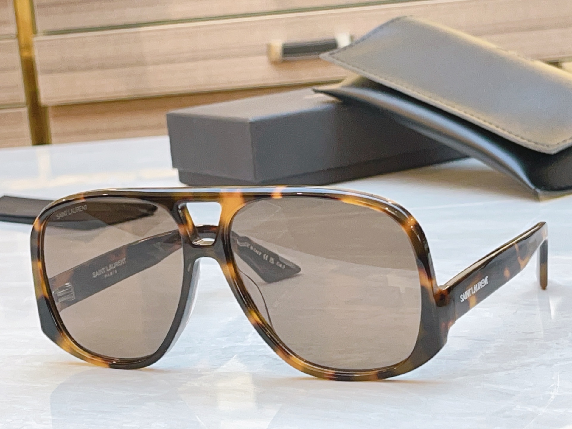 ，【SAINT LAUREN*】圣罗*兰新款太阳镜🕶️🕶️，MODEL：SL652，SIZE：54口14