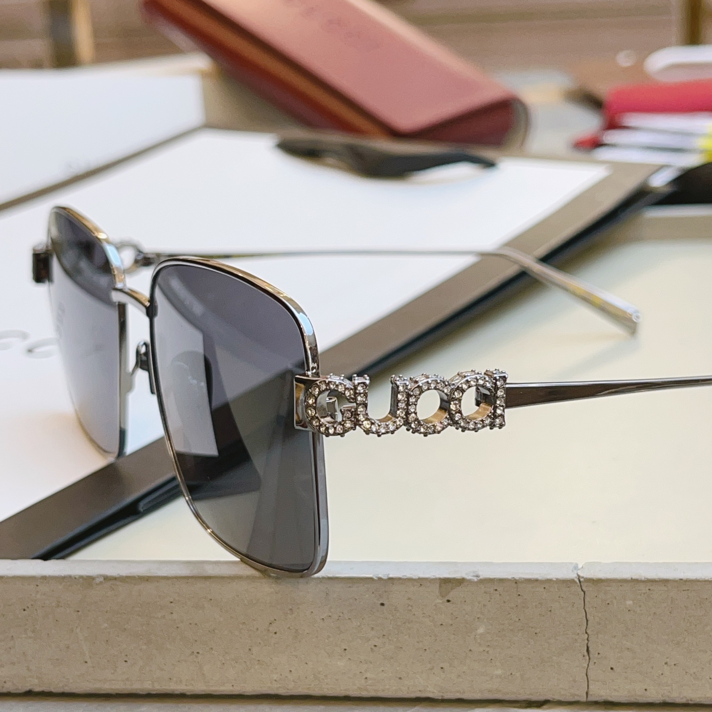 ，【GUCC*】古*驰新款太阳镜，高品质✨✨MODEL：GG1937S，SIZE：54口16-125