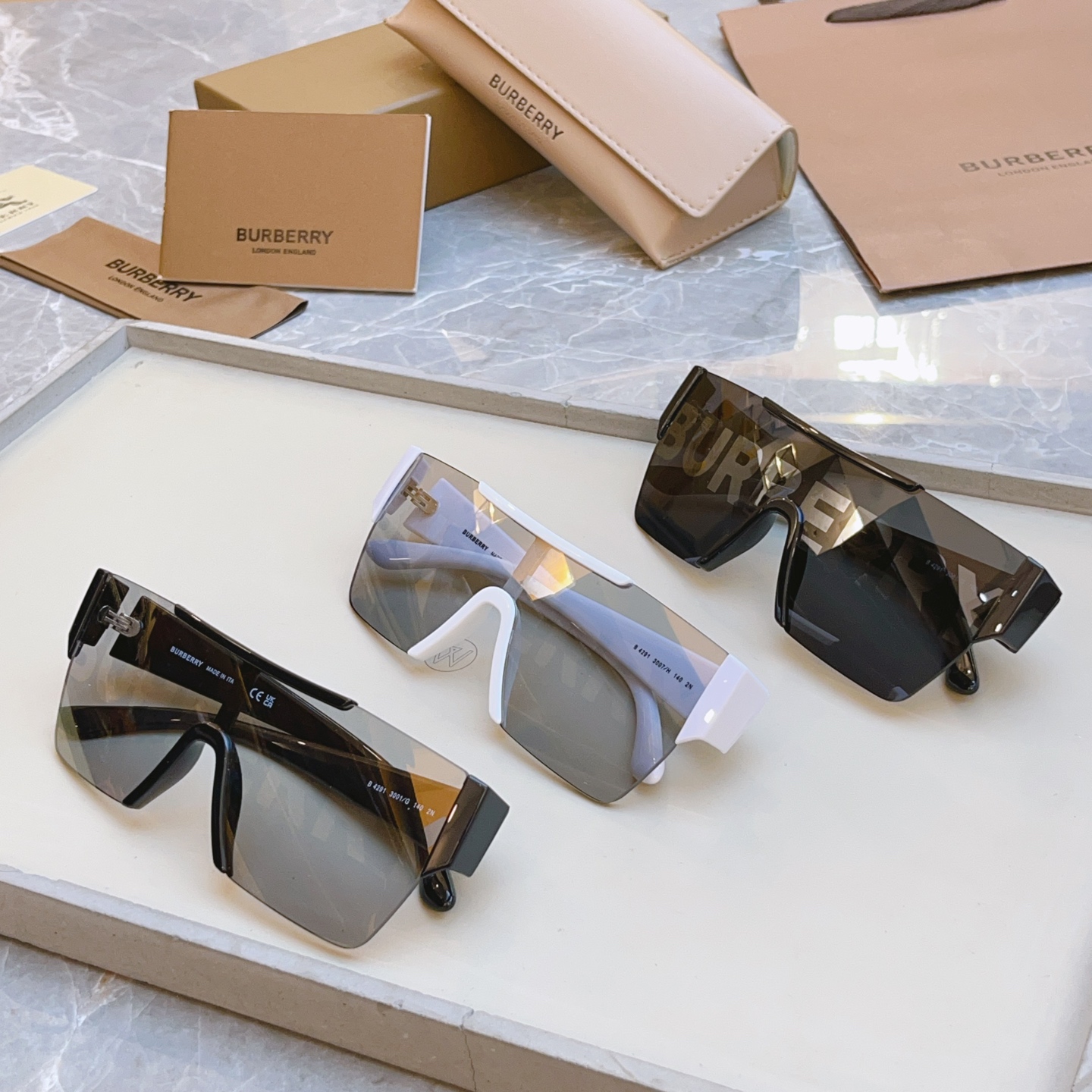 【BURBER*】巴宝*莉 BE4291 男女款连体片太阳眼镜🕶国际大牌范✨✨意大利进口材料制造‼官网同