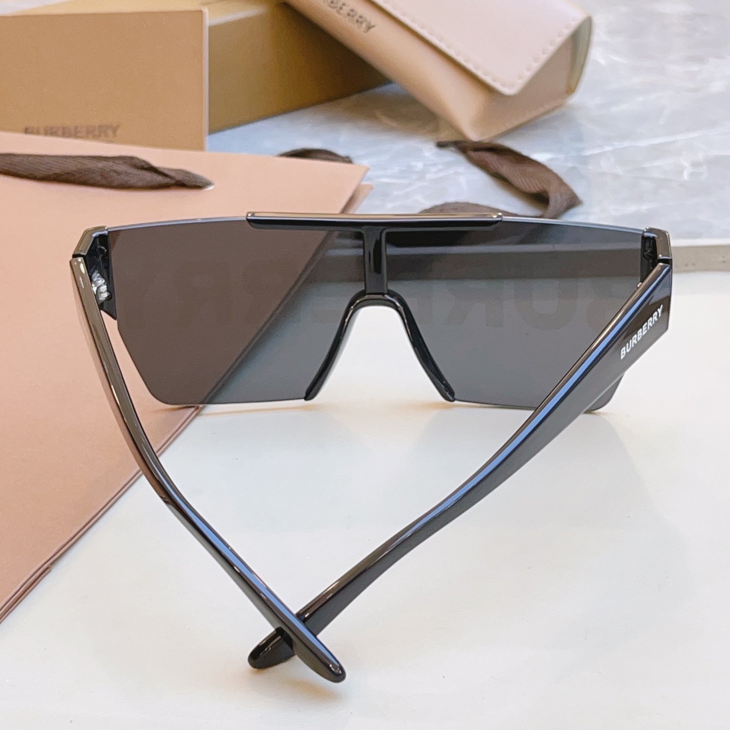 【BURBER*】巴宝*莉 BE4291 男女款连体片太阳眼镜🕶国际大牌范✨✨意大利进口材料制造‼官网同