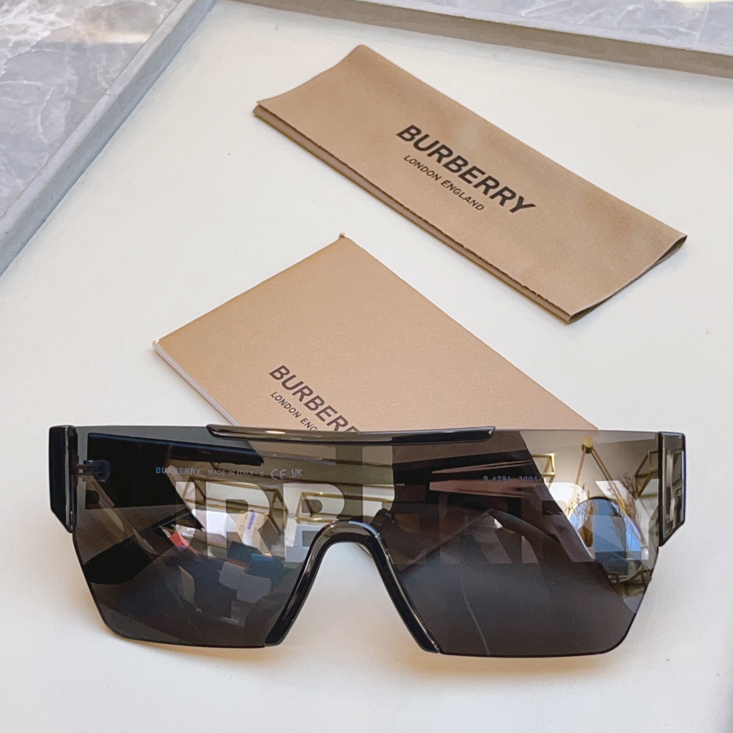 【BURBER*】巴宝*莉 BE4291 男女款连体片太阳眼镜🕶国际大牌范✨✨意大利进口材料制造‼官网同