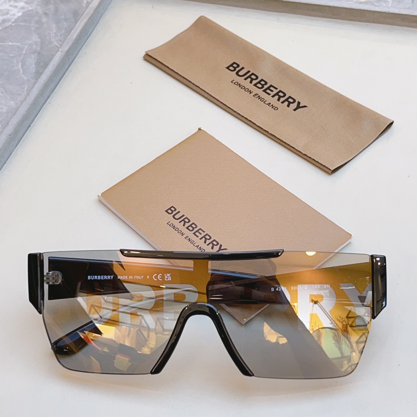 【BURBER*】巴宝*莉 BE4291 男女款连体片太阳眼镜🕶国际大牌范✨✨意大利进口材料制造‼官网同