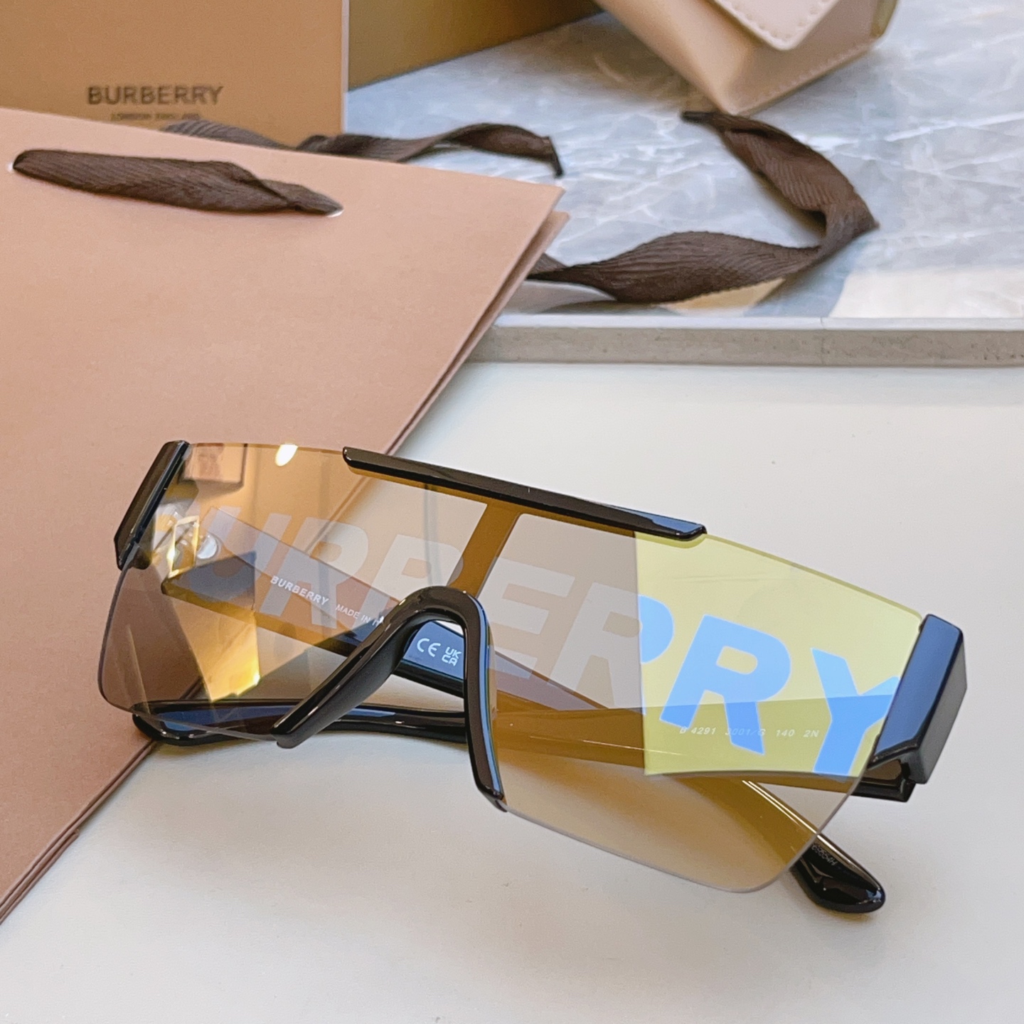 【BURBER*】巴宝*莉 BE4291 男女款连体片太阳眼镜🕶国际大牌范✨✨意大利进口材料制造‼官网同