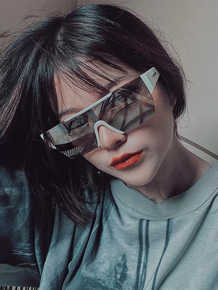 【BURBER*】巴宝*莉 BE4291 男女款连体片太阳眼镜🕶国际大牌范✨✨意大利进口材料制造‼官网同