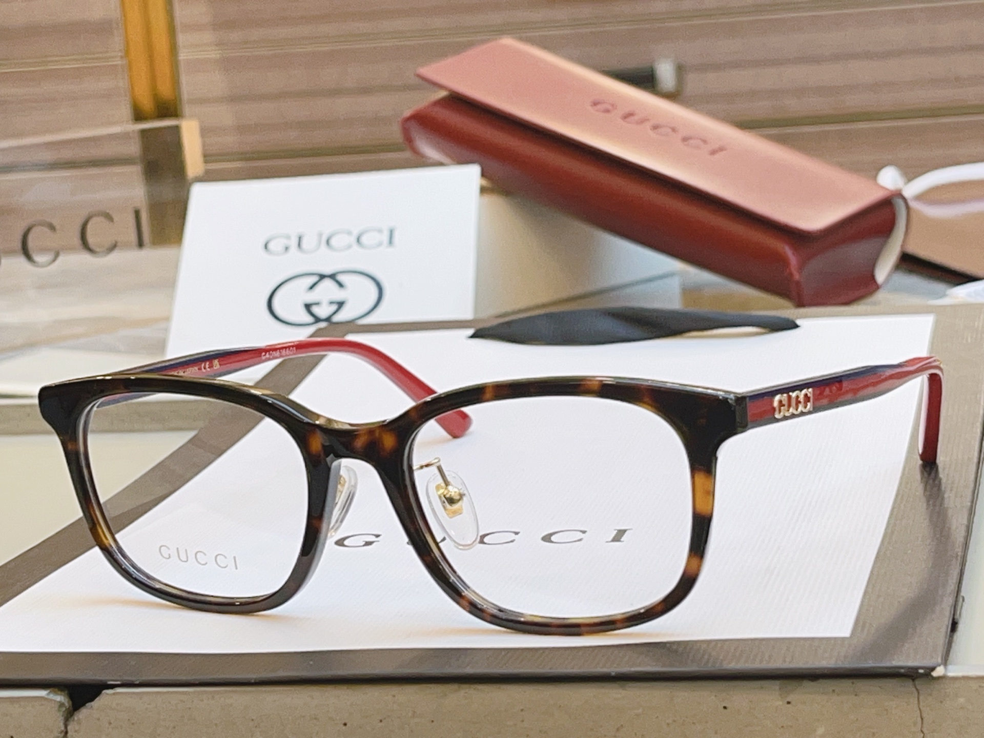 ，【GUCC*】古*驰新款眼镜架，MODEL：GG1873OK，SIZE：53口19-145 M