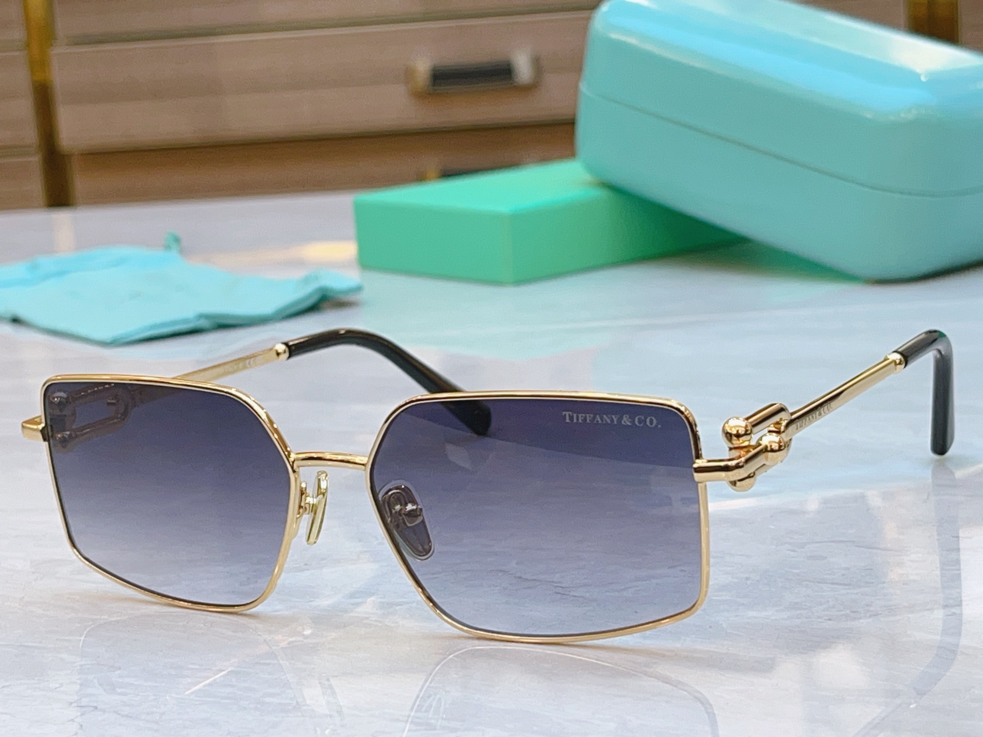 ，【Tiffany & Co.】蒂芙*尼新款眼镜架，Mod：TF3111，Size：58口16-140