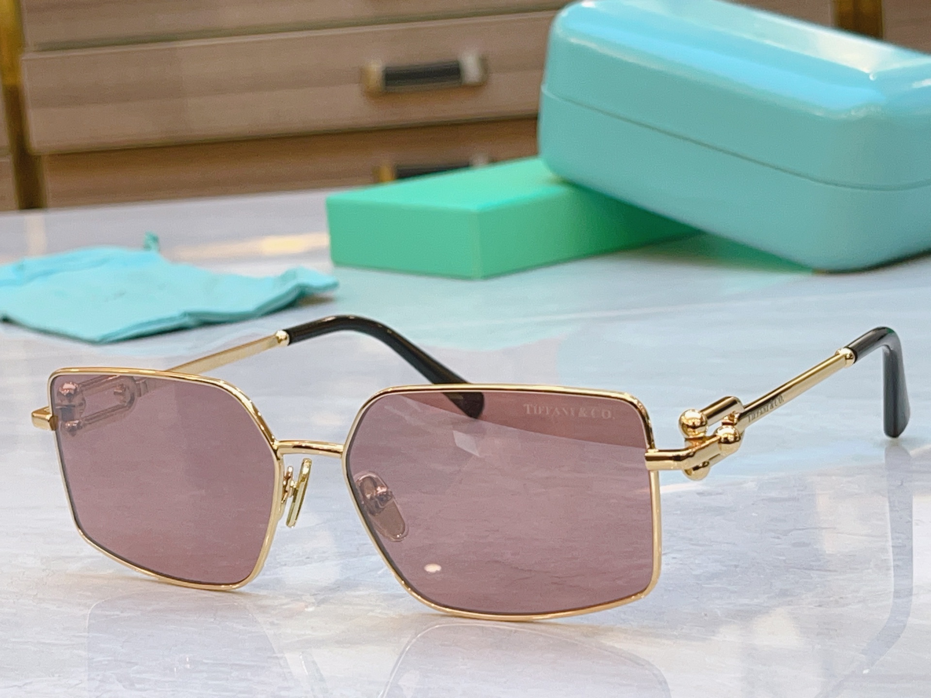 ，【Tiffany & Co.】蒂芙*尼新款眼镜架，Mod：TF3111，Size：58口16-140