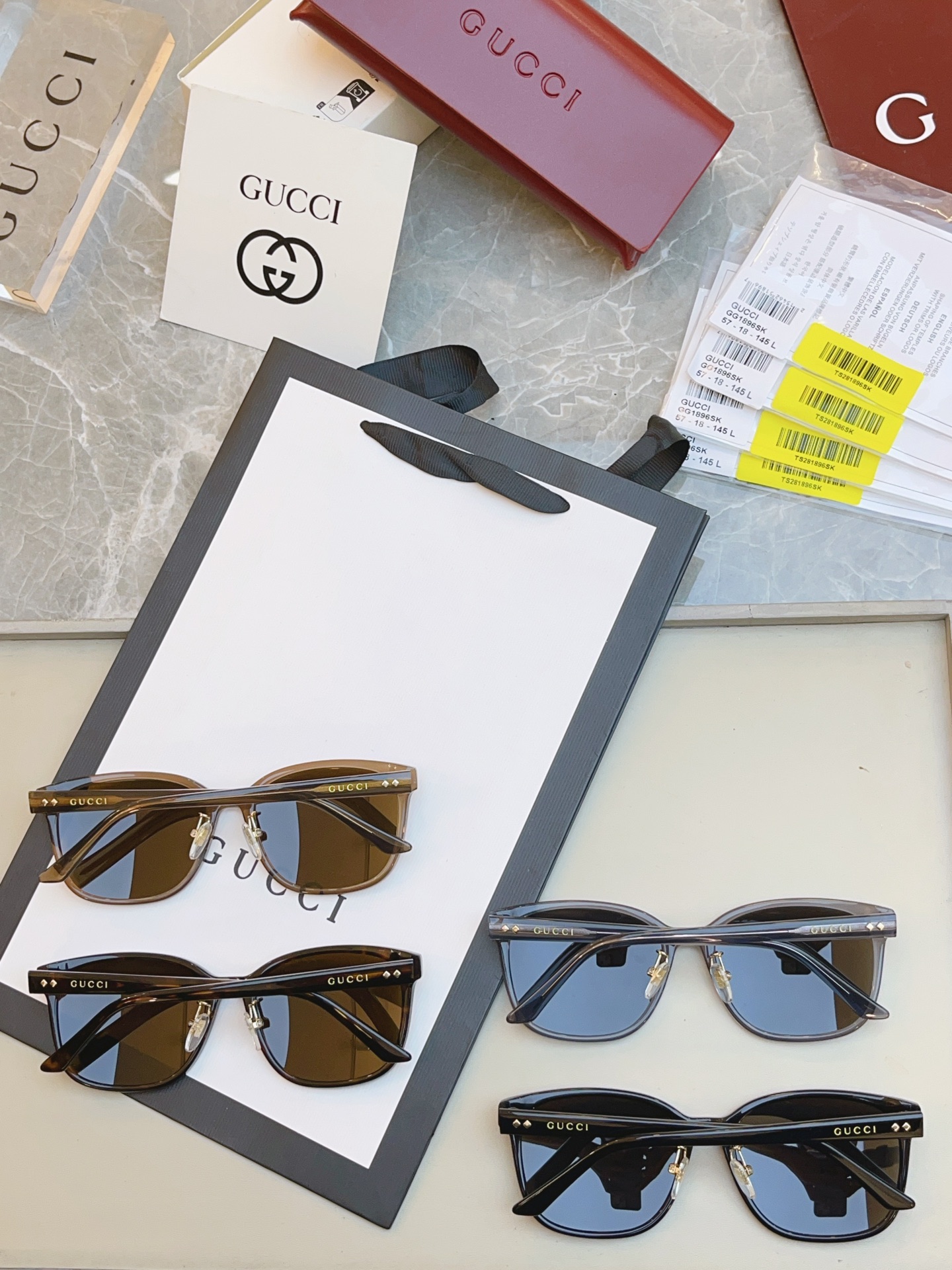 ，【GUCC*】古*驰新款眼镜架，MODEL：GG1896SK，SIZE：57口18-145