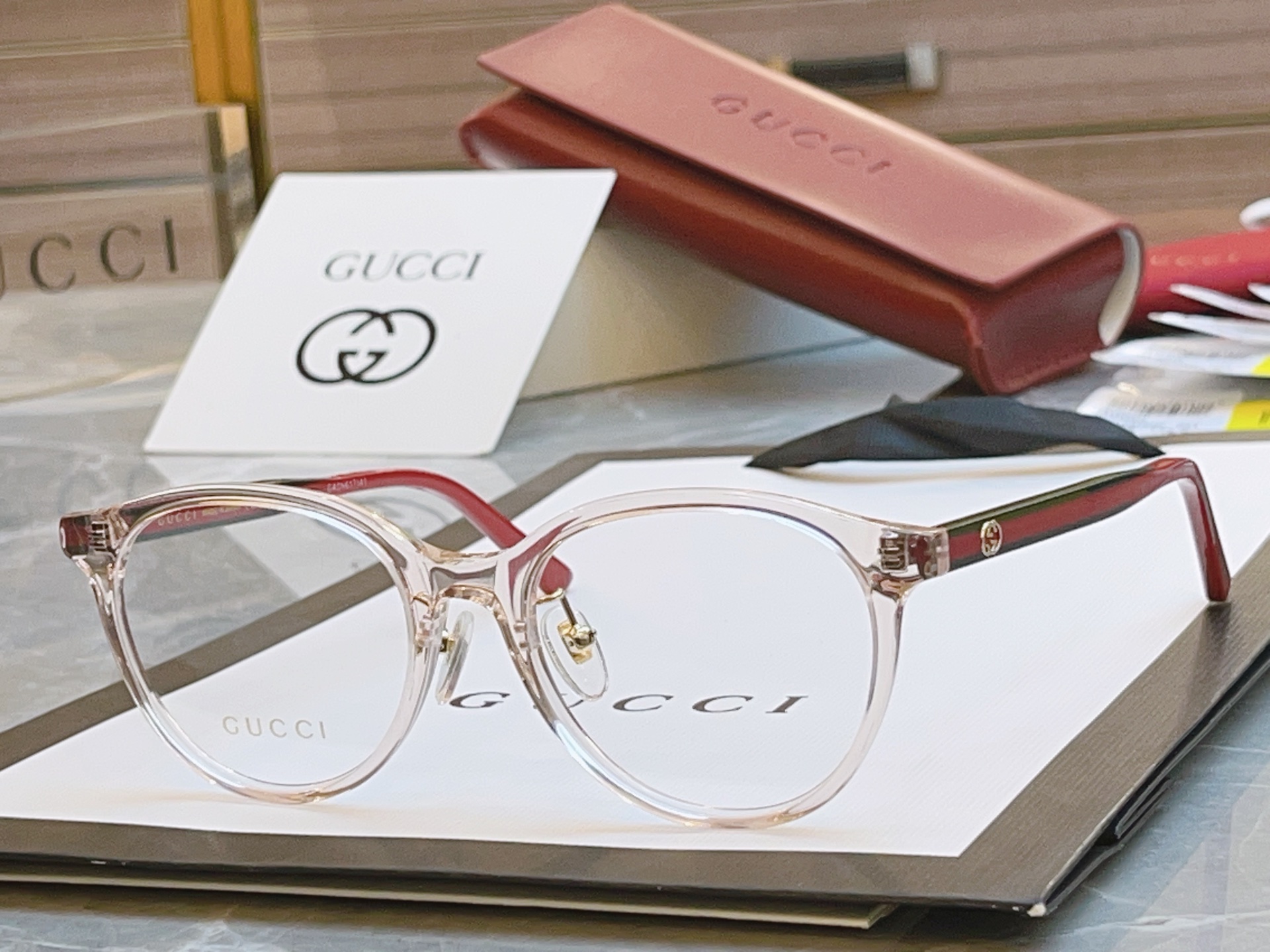 ，【GUCC*】古*驰新款眼镜架，MODEL：GG1867OK，SIZE：51口19-145 S