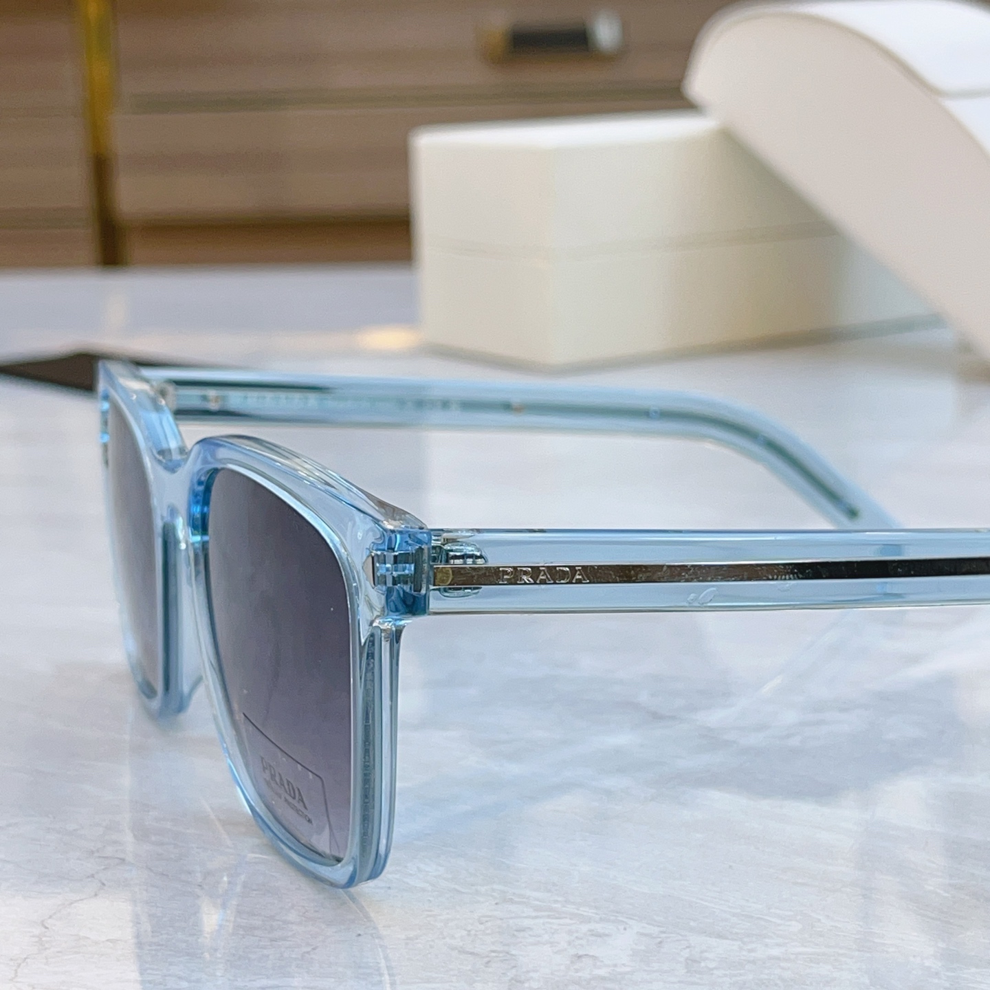 ，【PRAD*】普拉*达新款太阳镜🕶️，MODEL：VPR B11v，SIZE：54口21-150