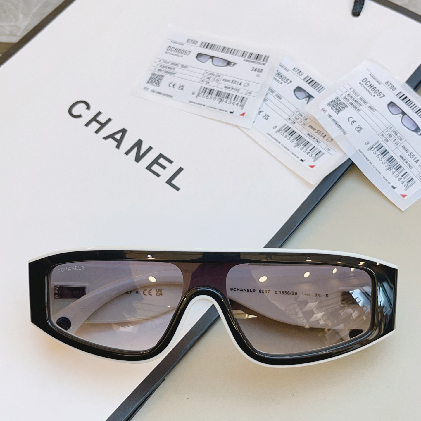 ，高质量版本，【CHANE*】香奈*儿新款太阳镜🕶️，MODEL：CH6057，SIZE：140