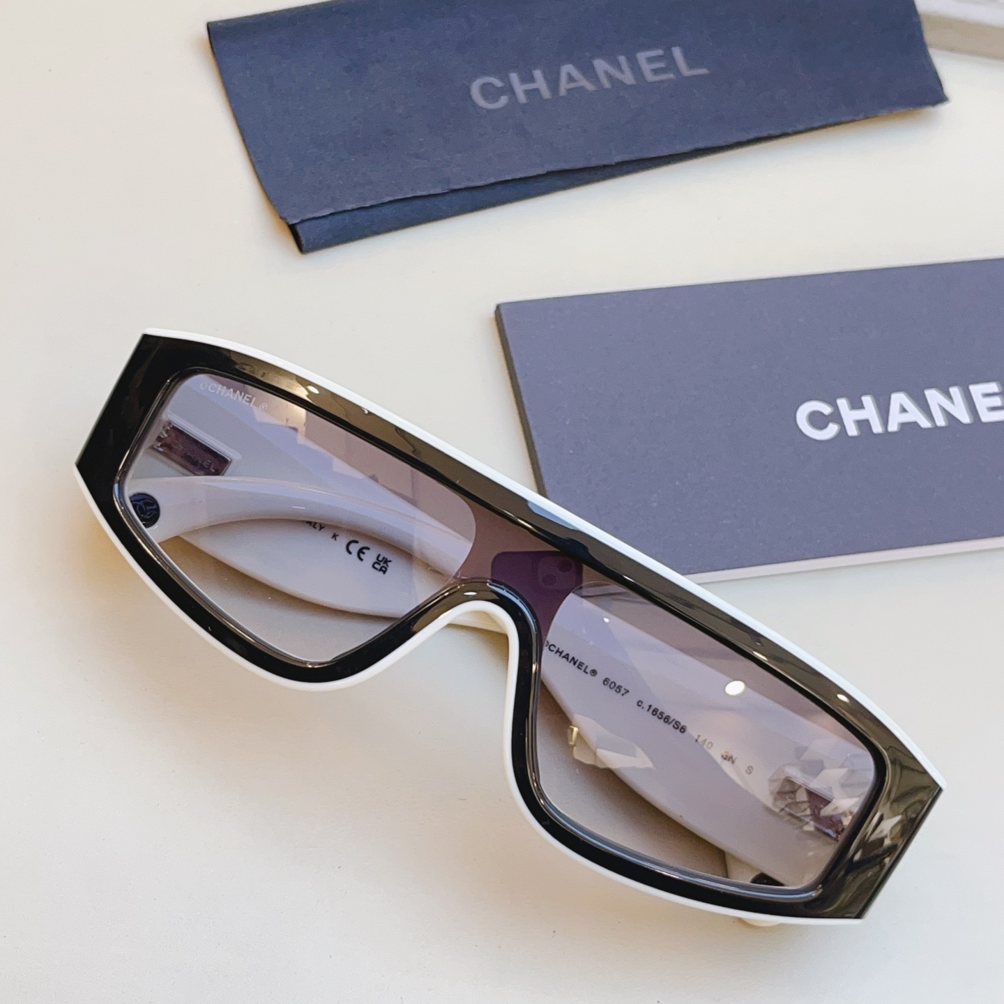 ，高质量版本，【CHANE*】香奈*儿新款太阳镜🕶️，MODEL：CH6057，SIZE：140