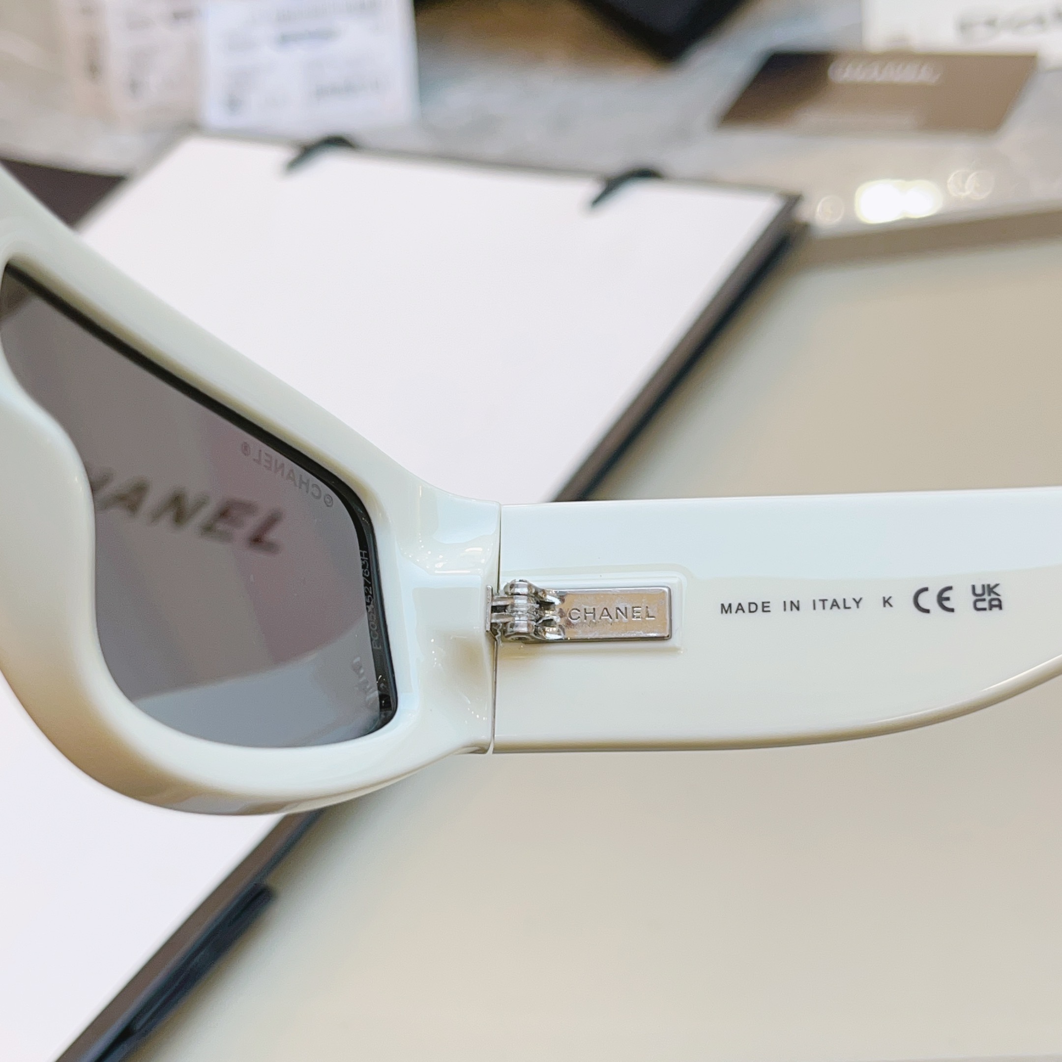 ，高质量版本，【CHANE*】香奈*儿新款太阳镜🕶️，MODEL：CH6057，SIZE：140