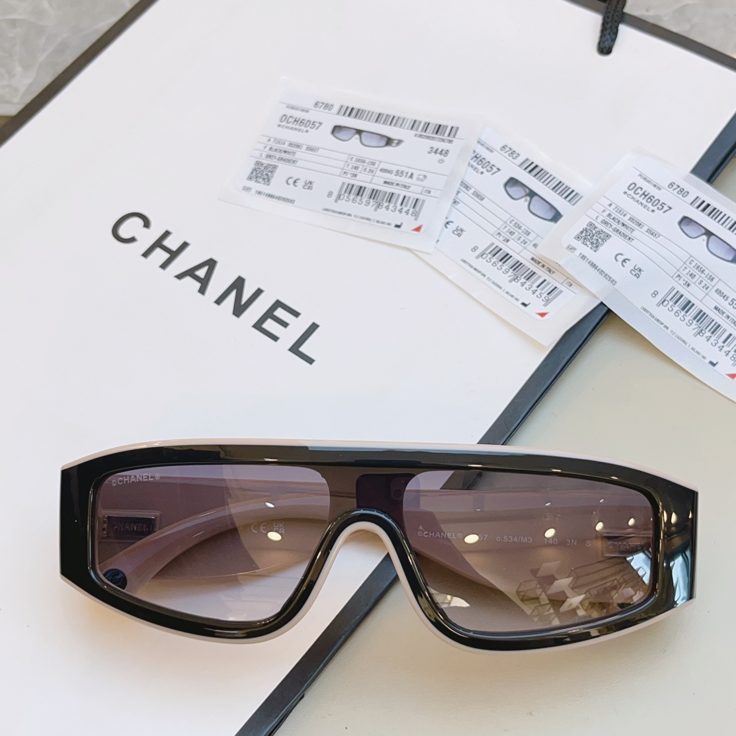 ，高质量版本，【CHANE*】香奈*儿新款太阳镜🕶️，MODEL：CH6057，SIZE：140