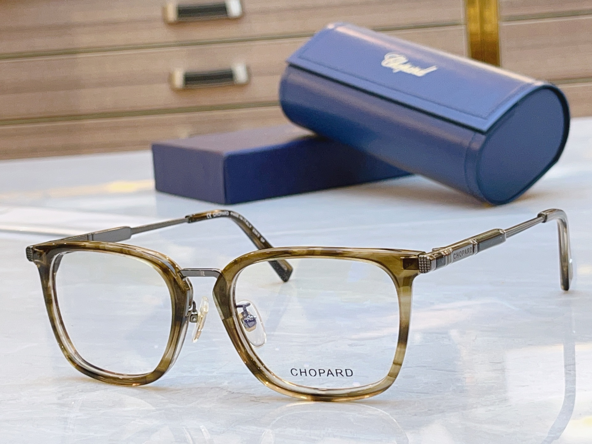 NO:370697,,【Chopar*】Xiao*bang new glasses frame, MODELVCH328, SIZE52 port 19-145 glasses sunglasses sunglasses, glasses, chopard19860909,【Chopar*】肖*邦新款眼镜架,MODELVCH328,SIZE52口19-145眼镜墨镜太阳镜,眼镜,chopard,glasses