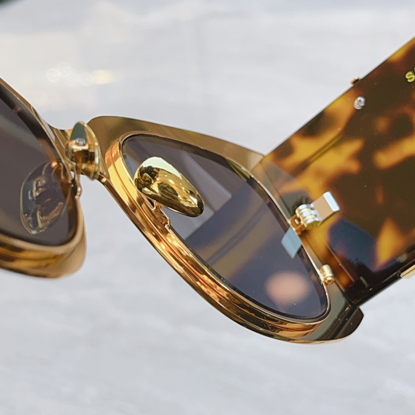 ，【SAINT LAUREN*】圣罗*兰新款眼镜架。MODEL：SL M245，SIZE：54口20-1