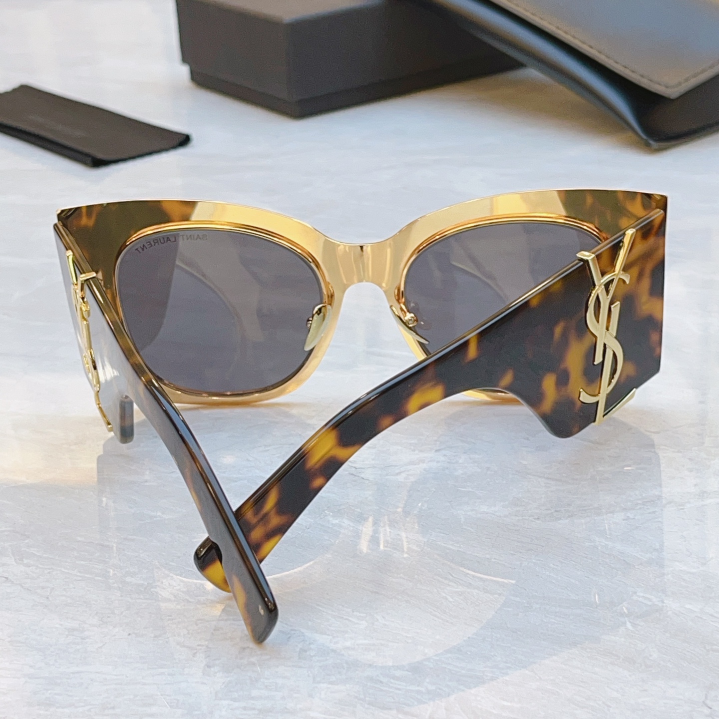 ，【SAINT LAUREN*】圣罗*兰新款眼镜架。MODEL：SL M245，SIZE：54口20-1