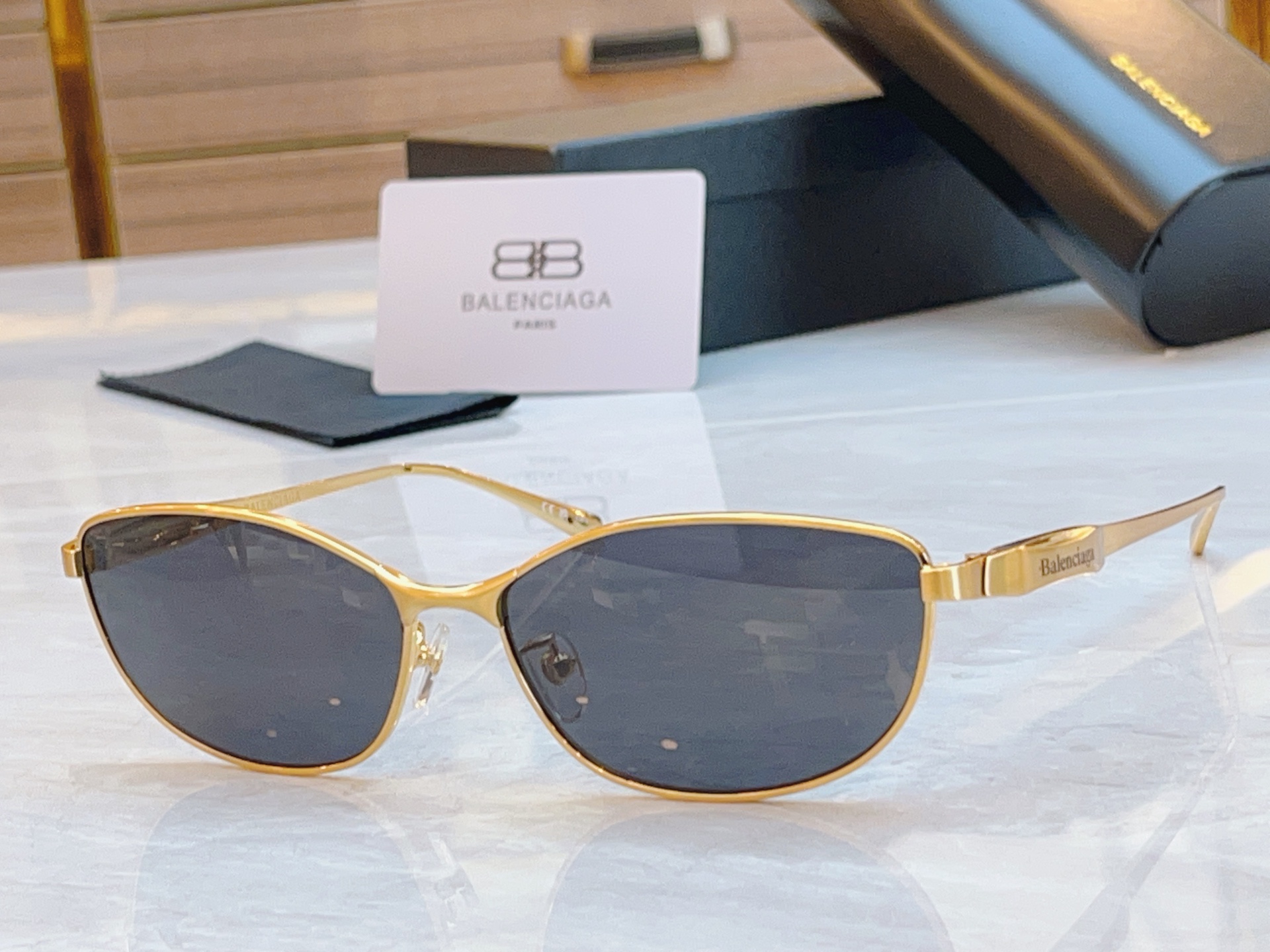 NO:372107,,【BALENCIAG*】Paris *Shijia new sunglasses, MODELBB0357SA, SIZE62 15-145 glasses, sunglasses, sunglasses, glasses, balenciaga19860909,【BALENCIAG*】巴黎*世家新款太阳镜,MODELBB0357SA,SIZE62口15-145眼镜墨镜太阳镜,眼镜,balenciaga,glasses