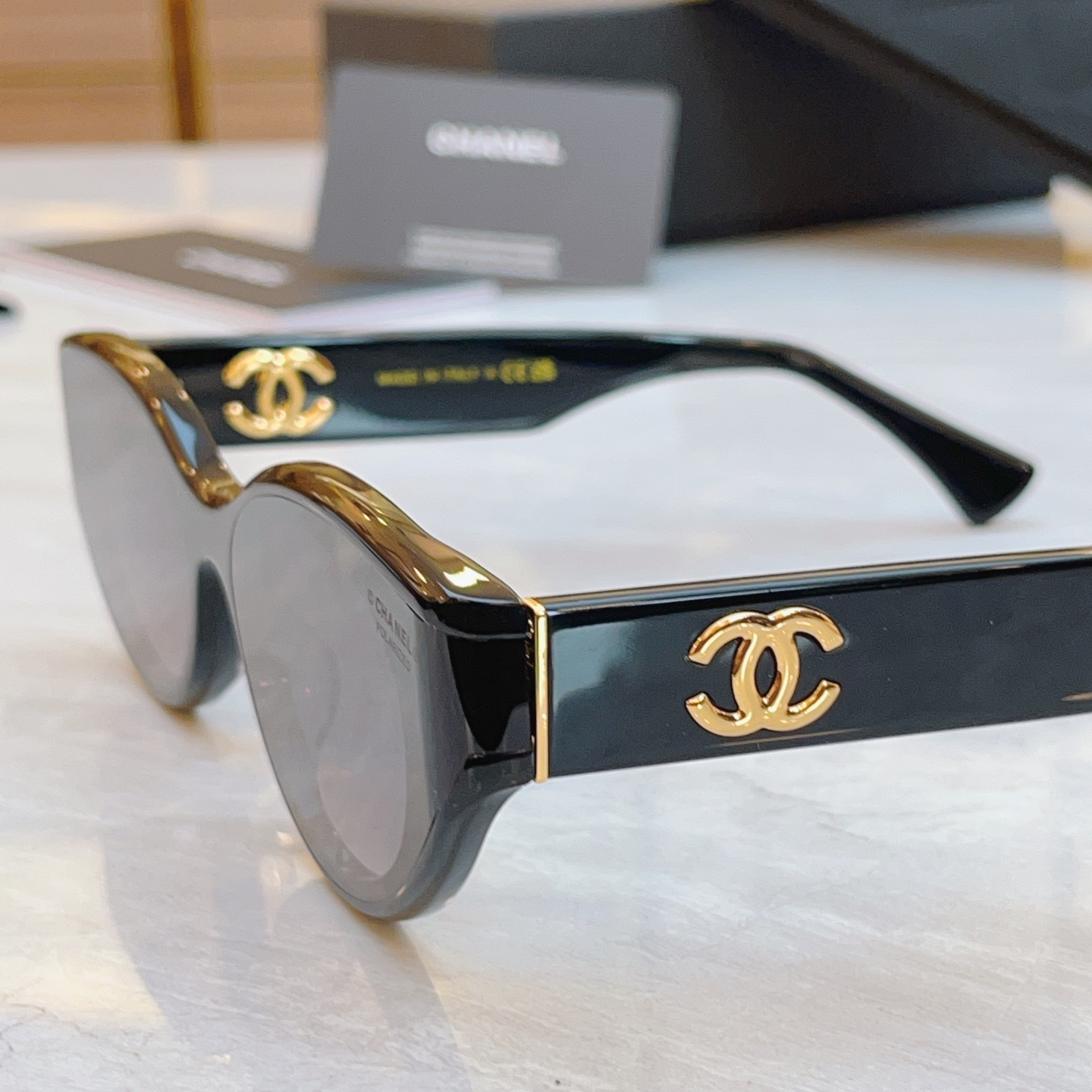 ，【CHANE*】香奈*儿新款太阳镜，MODEL：CH1584LQ，SIZE：51口24-145