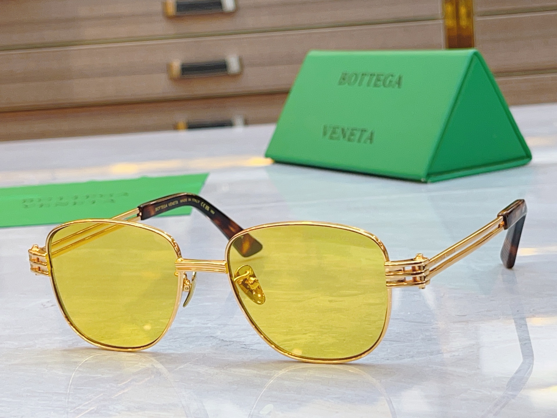 NO:372204,,【BOTTEGA VENET*】Bottega new sunglasses, MODELBV1380S, SIZE52-port 17-150 glasses, sunglasses, glasses, bottega veneta, bottega veneta19860909,【BOTTEGA VENET*】宝缇*嘉新款太阳镜,MODELBV1380S,SIZE52口17-150眼镜墨镜太阳镜,眼镜,bottega veneta,bottega veneta,glasses