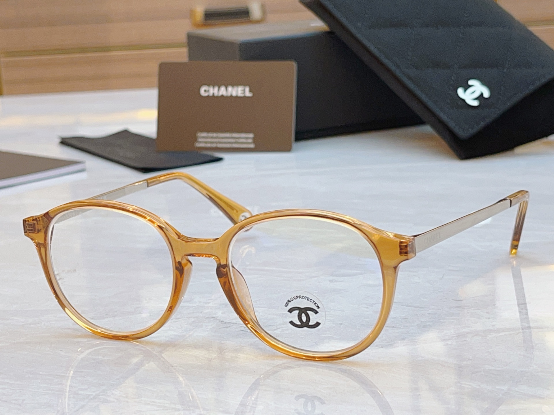 ，【CHAN*】香奈*儿新款眼镜架，
MODEL：CH3688U，SIZE：51口21-145