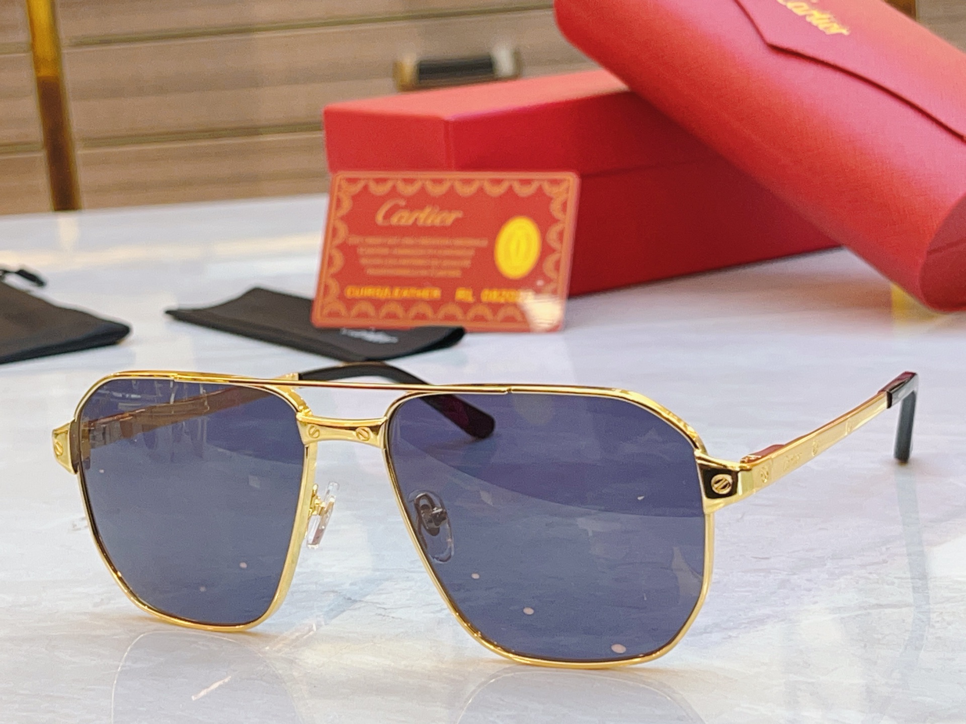 ，【CARTIE*】卡地*亚新款太阳镜，CT0424S ，size59口15-140