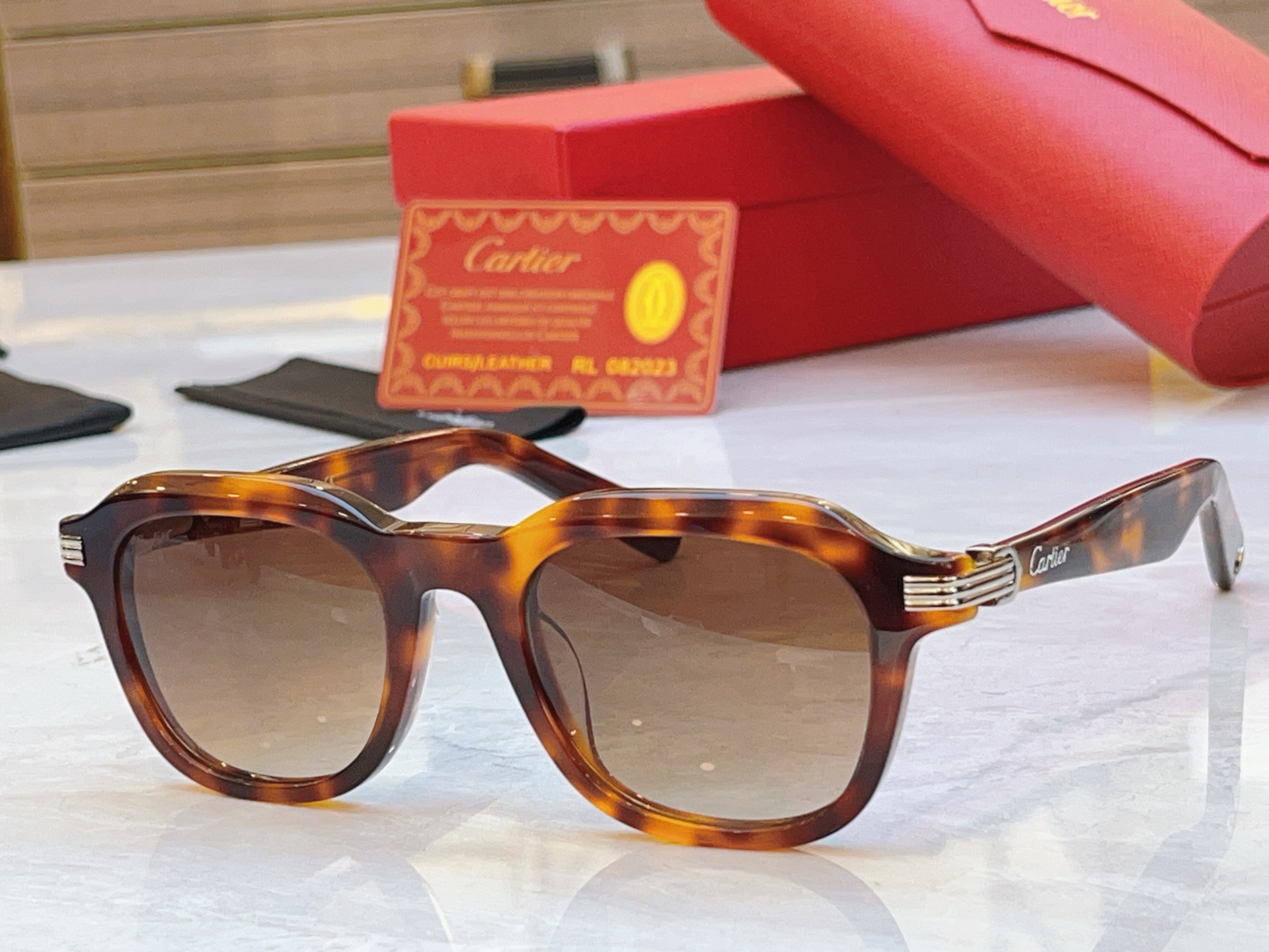 ，【CARTIE*】卡地*亚新款太阳镜，CT0536S，size48口22-145