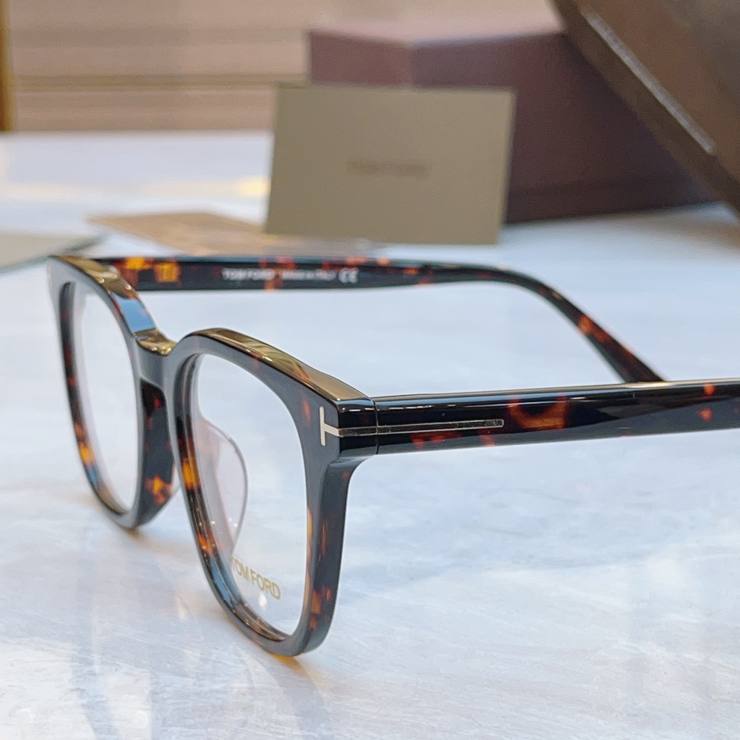 ，【TOM FOR*】汤姆*福特新款眼镜架，MODEL：FT0614-K-B，SIZE：51口21-14