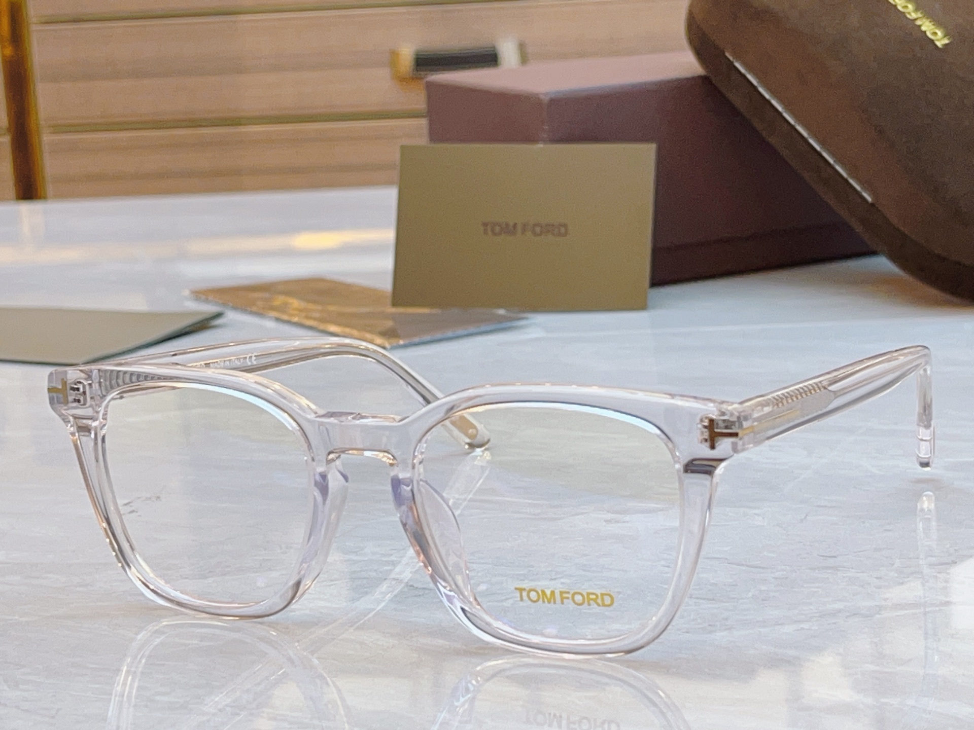 ，【TOM FOR*】汤姆*福特新款眼镜架，MODEL：FT0614-K-B，SIZE：51口21-14