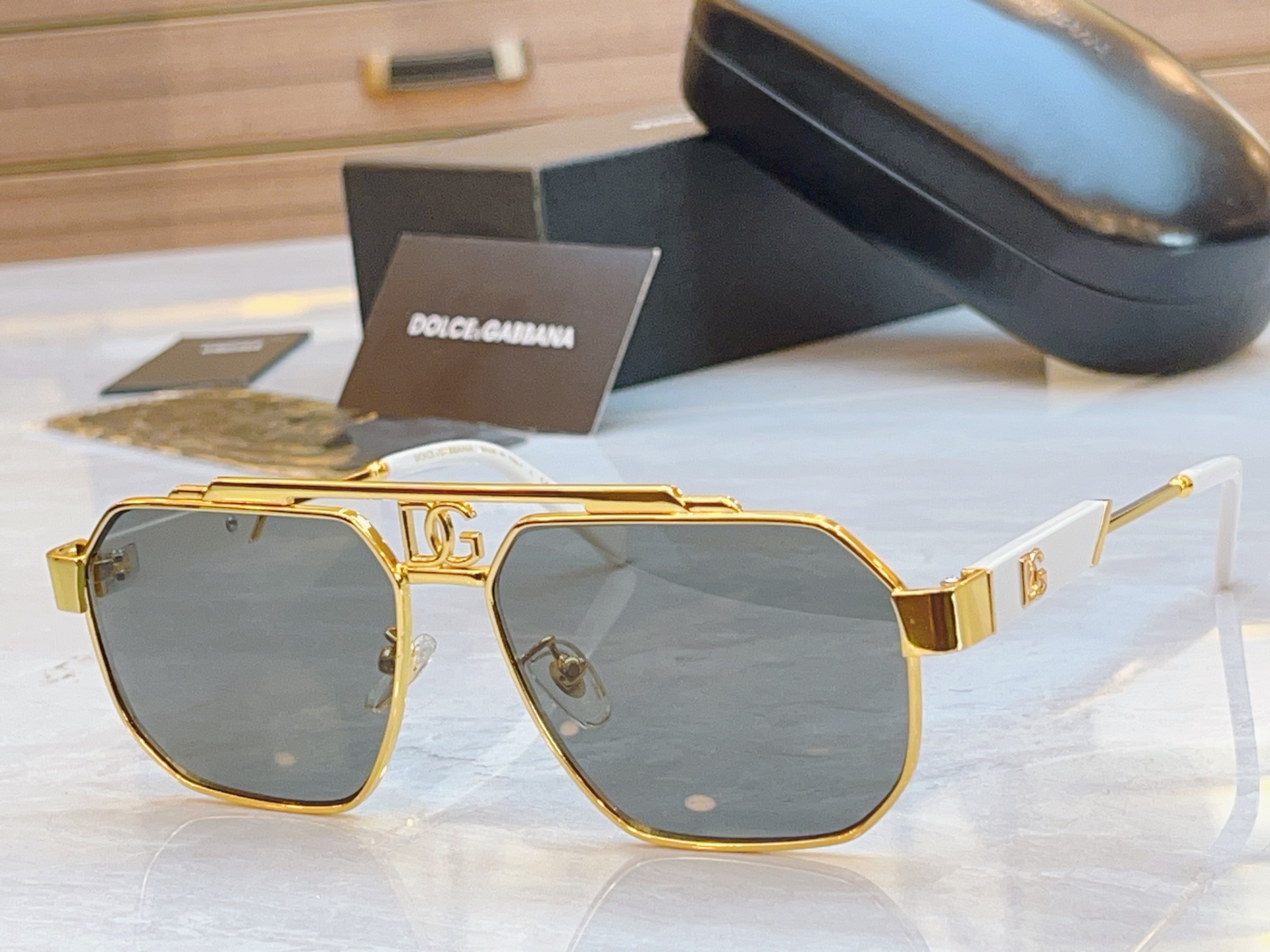 NO:373246,,【DOLCE & GABBAN*】D*G new sunglasses, MODELDG2294, SIZE59 15-145 glasses, sunglasses, glasses, Dolce & Gabbana19860909,【DOLCE & GABBAN*】D*G新款太阳镜,MODELDG2294,SIZE59口15-145眼镜墨镜太阳镜,眼镜,Dolce&Gabbana,glasses